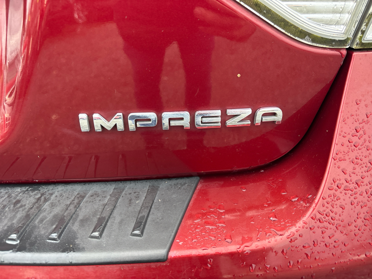 Subaru Impreza 2.5i Premium 5-Door 2010