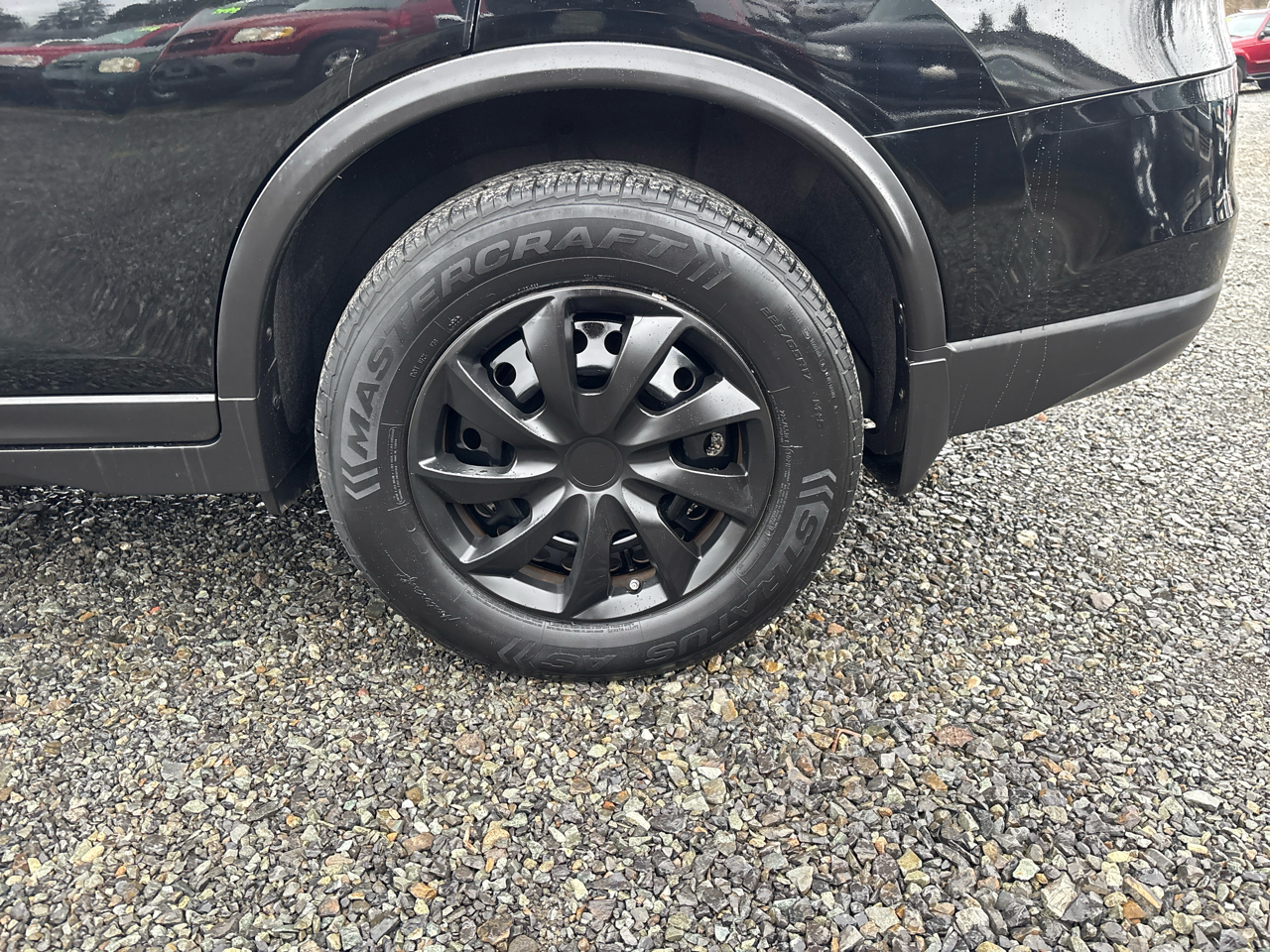 Nissan Rogue S 2WD 2014