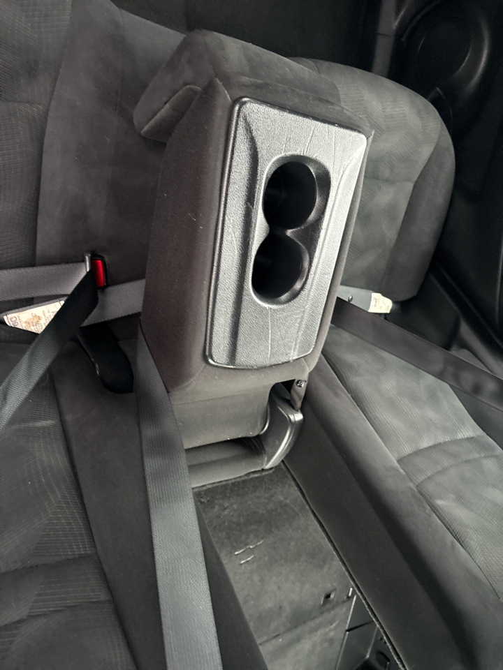 Nissan Rogue S 2WD 2014