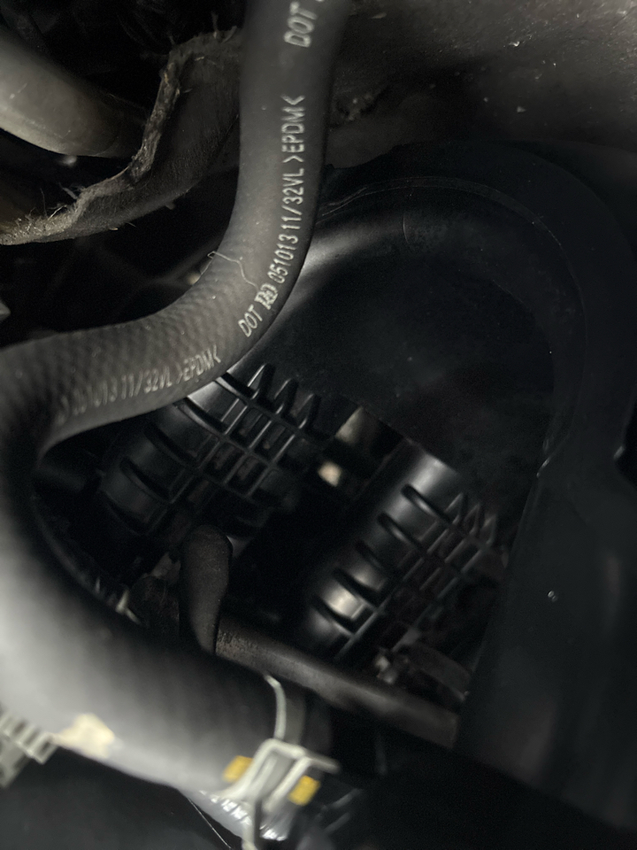 Nissan Rogue S 2WD 2014