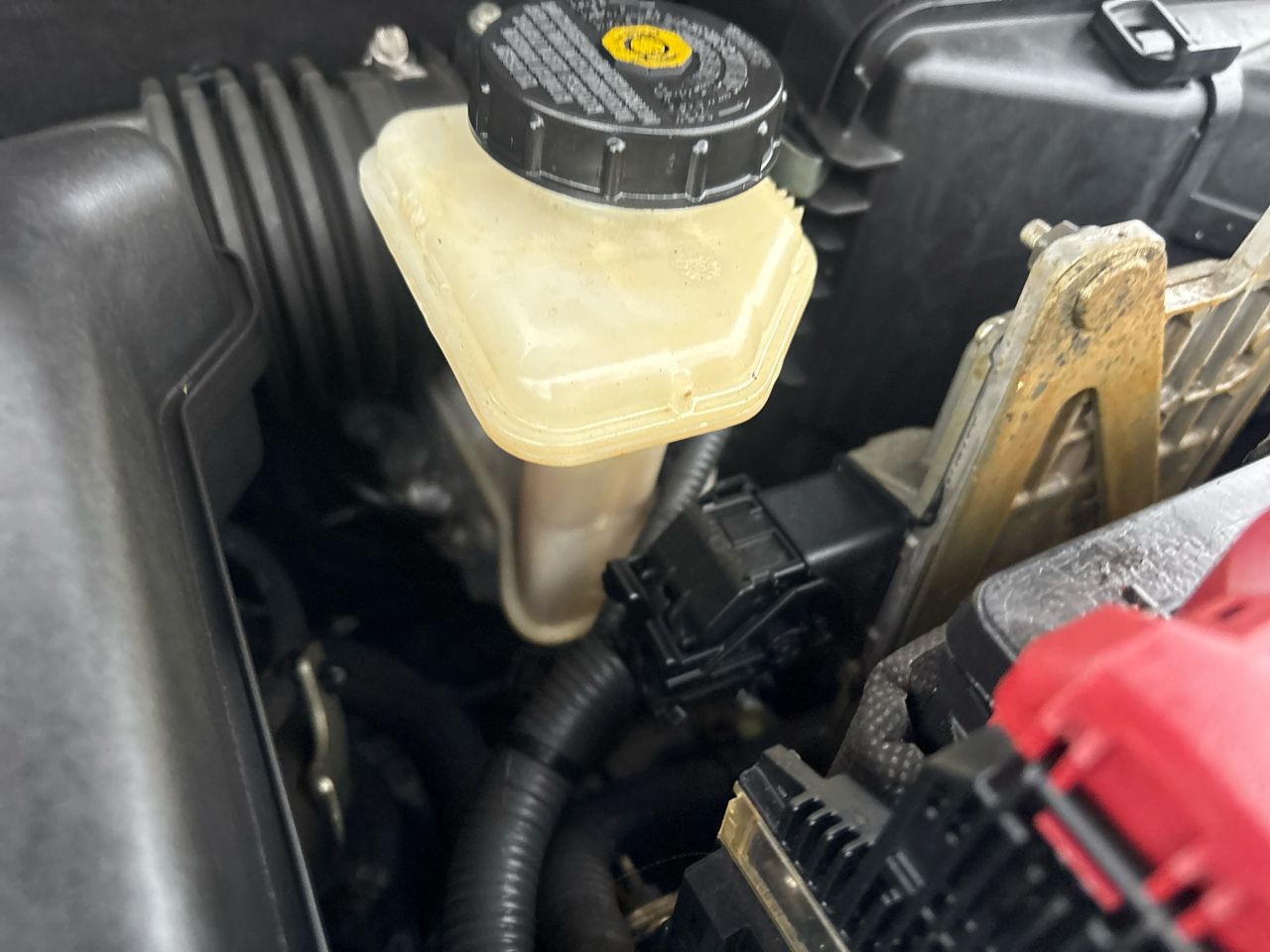 Nissan Rogue S 2WD 2014