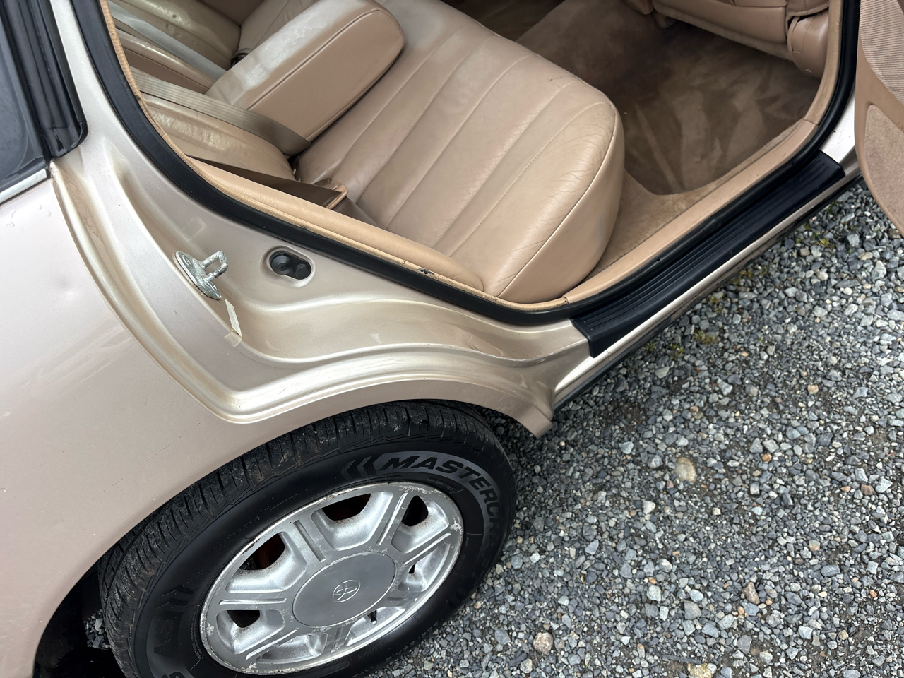 Toyota Avalon XL 1996