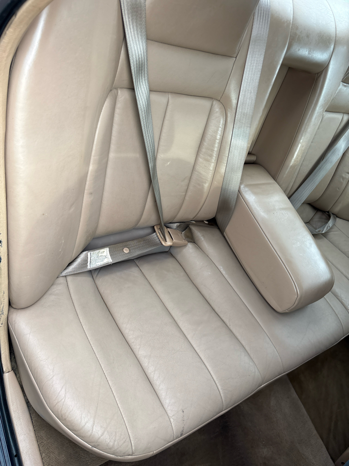 Toyota Avalon XL 1996