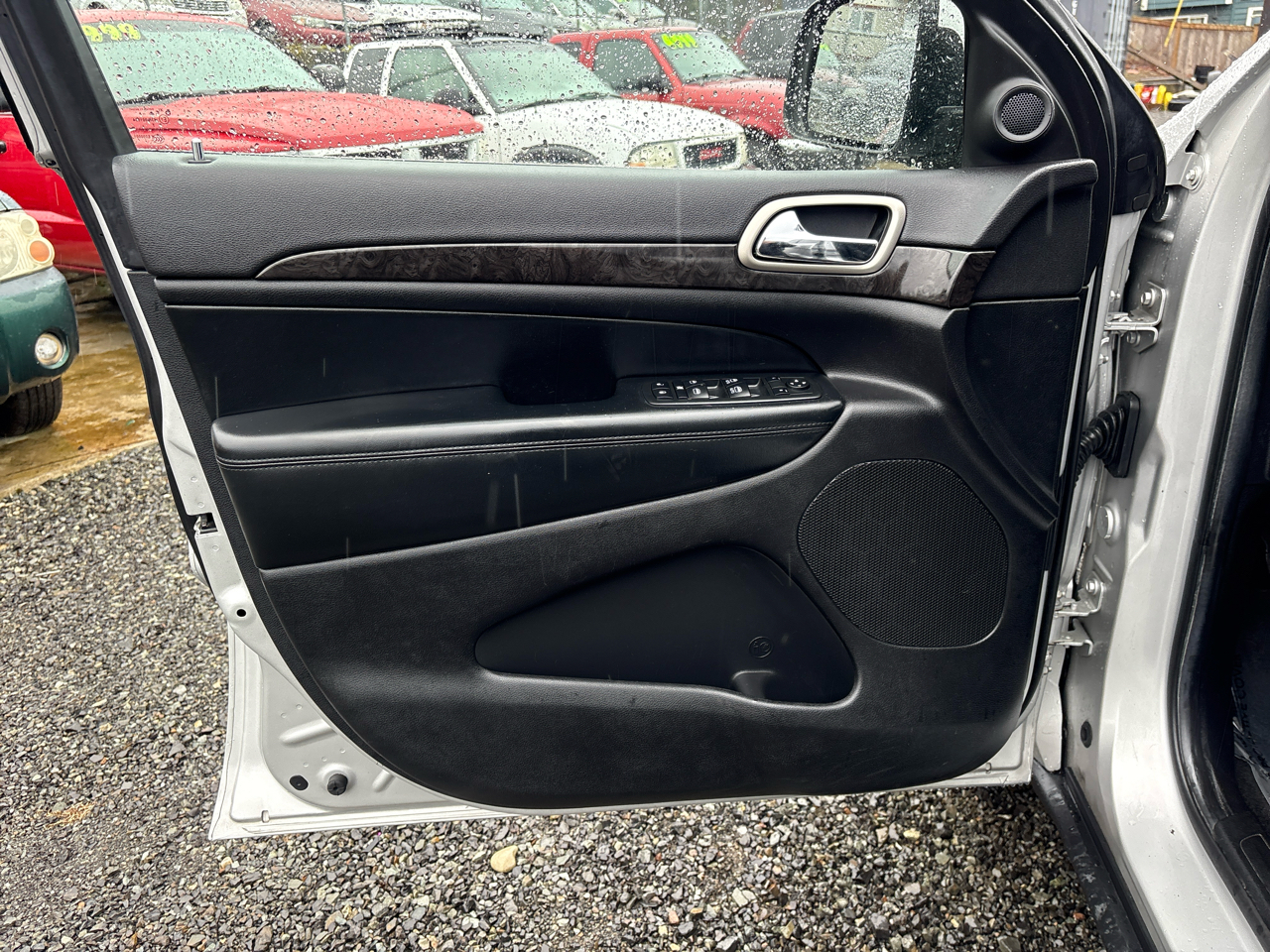 Jeep Grand Cherokee Laredo 2WD 2012