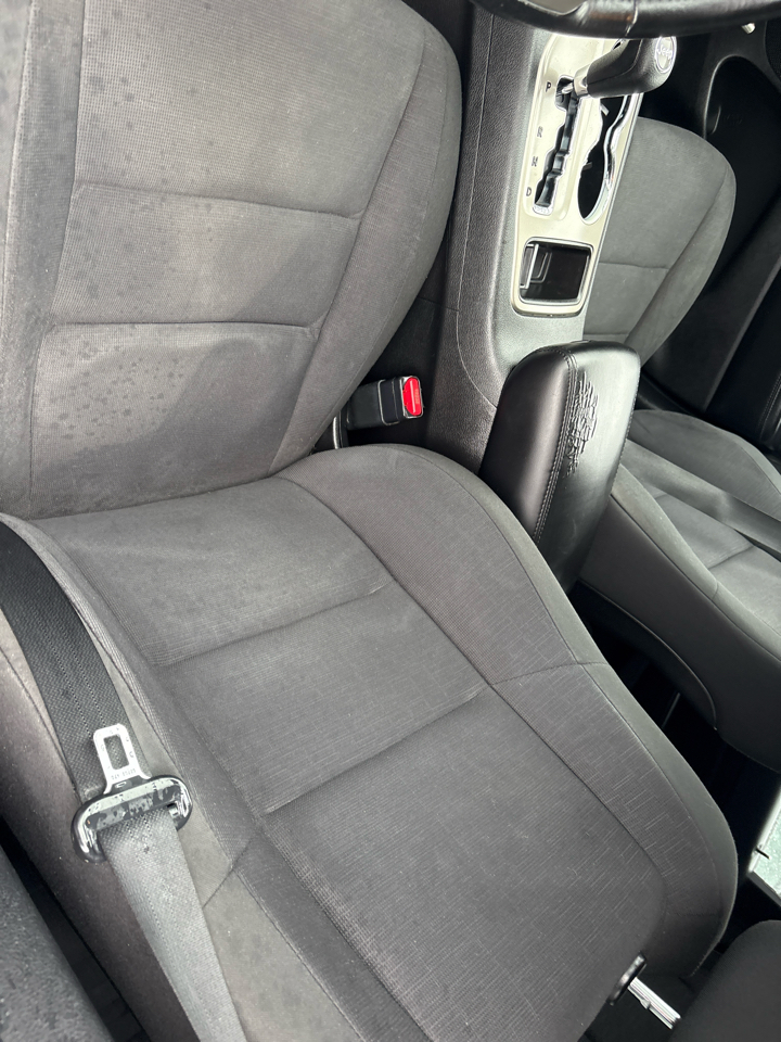 Jeep Grand Cherokee Laredo 2WD 2012