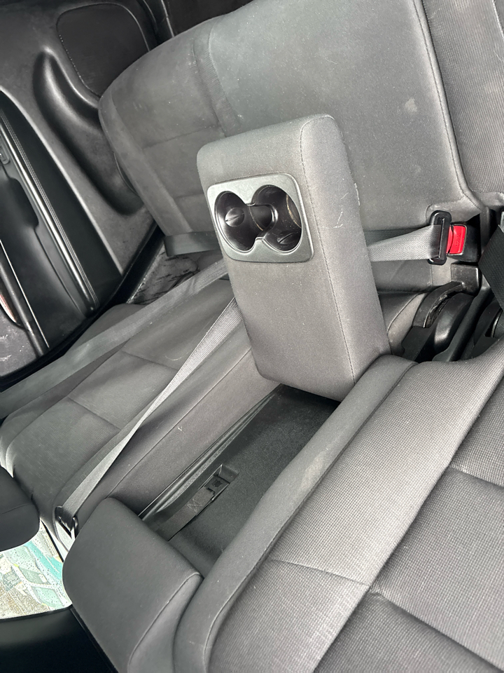 Jeep Grand Cherokee Laredo 2WD 2012