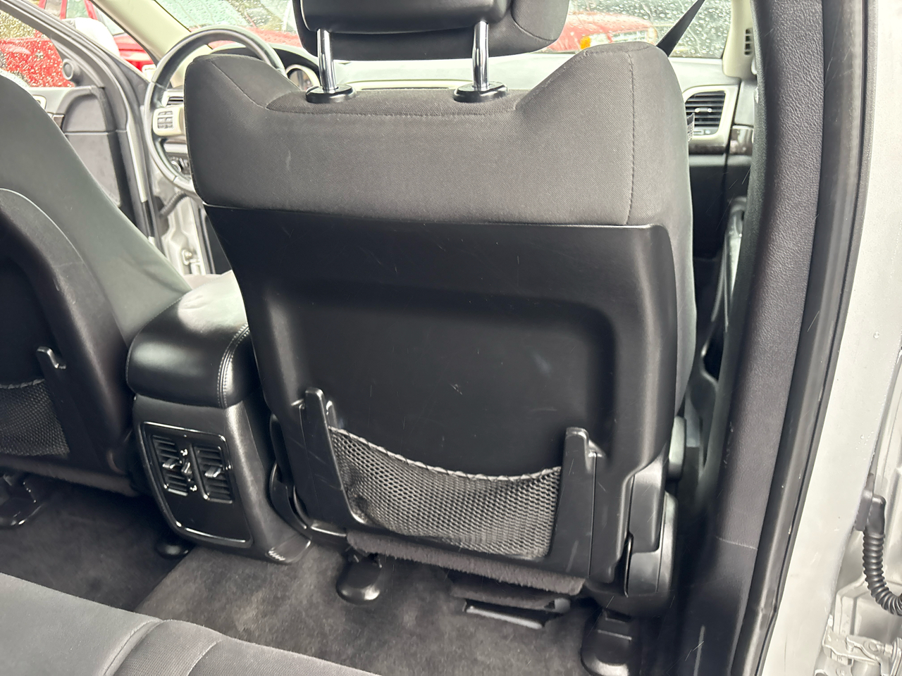 Jeep Grand Cherokee Laredo 2WD 2012