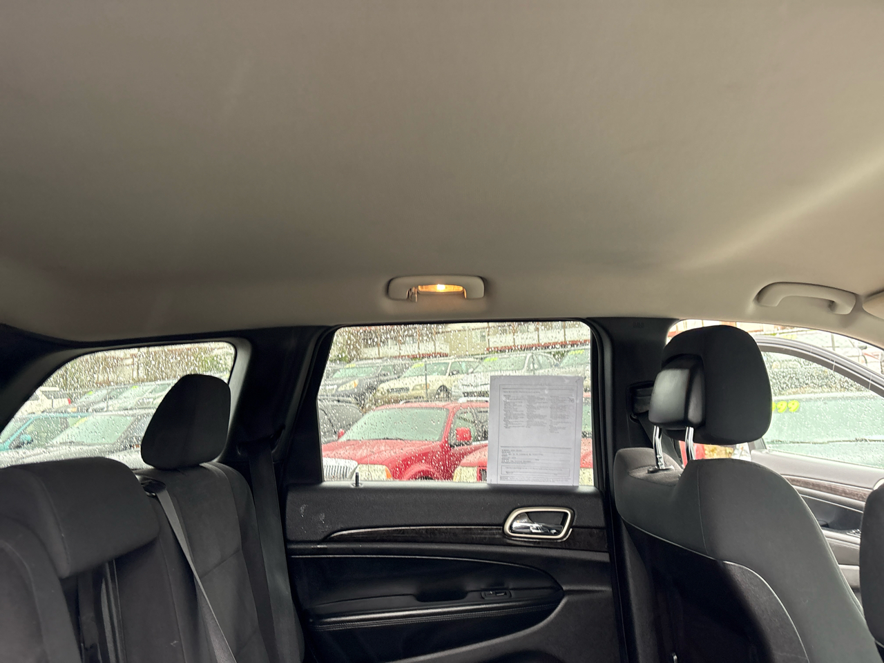 Jeep Grand Cherokee Laredo 2WD 2012