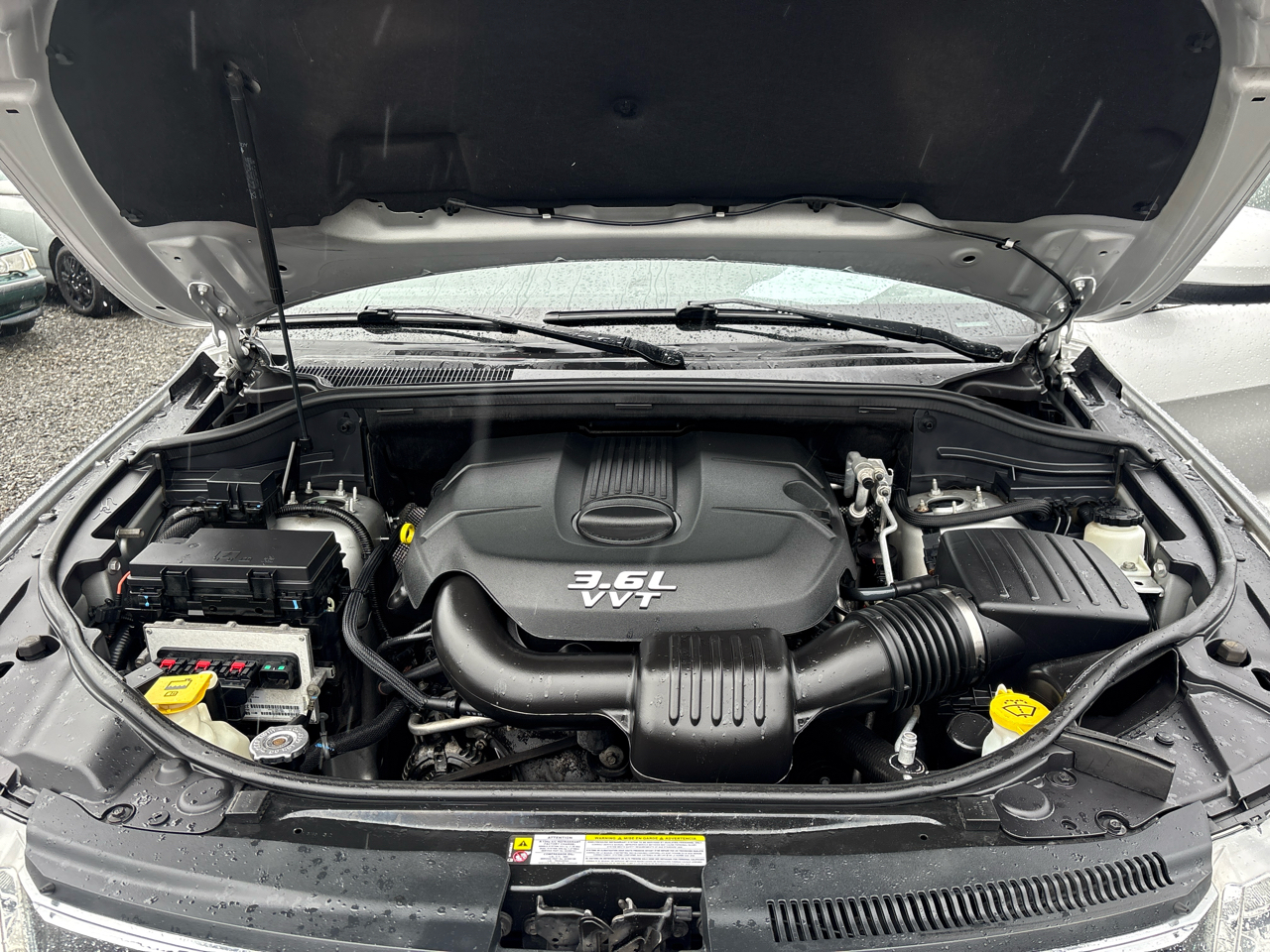 Jeep Grand Cherokee Laredo 2WD 2012