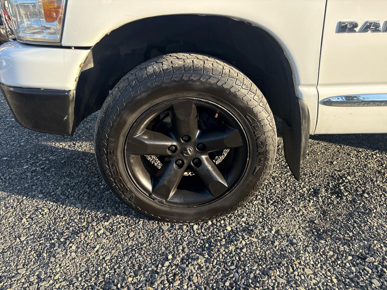 Dodge Ram 1500 SXT Quad Cab Long Bed 4WD 2008