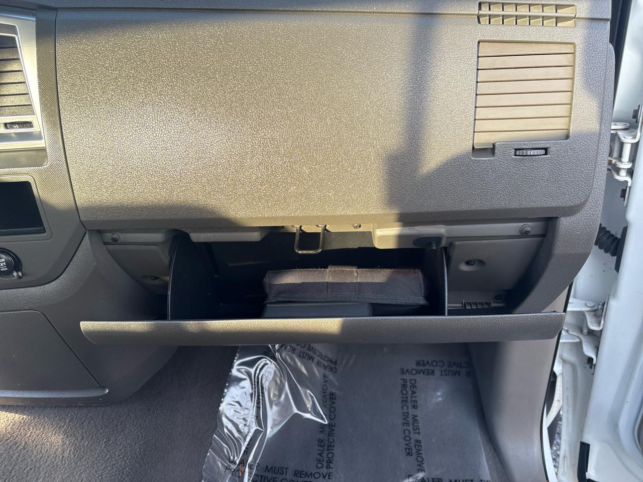 Dodge Ram 1500 SXT Quad Cab Long Bed 4WD 2008