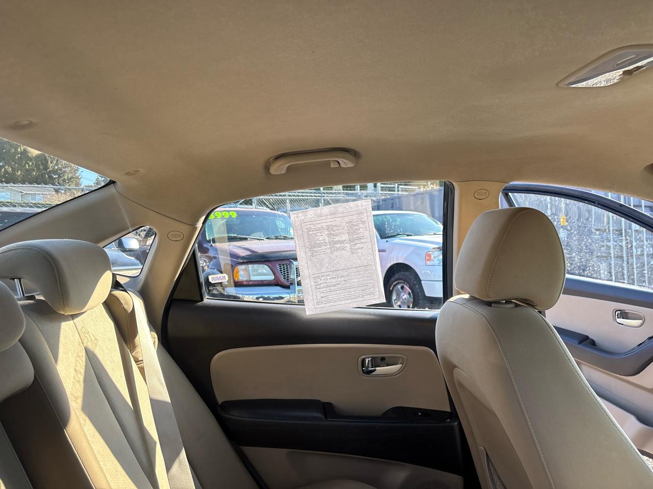 Hyundai Elantra GLS 2010