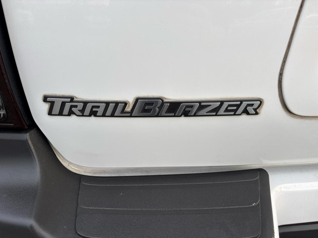 Chevrolet TrailBlazer LS 4WD 2002