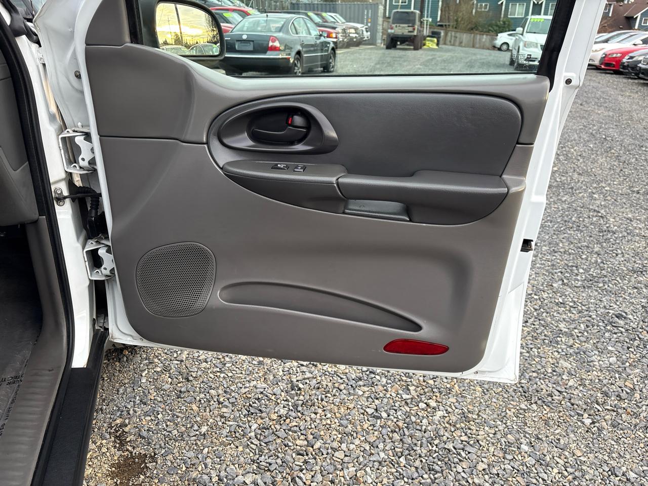 Chevrolet TrailBlazer LS 4WD 2002