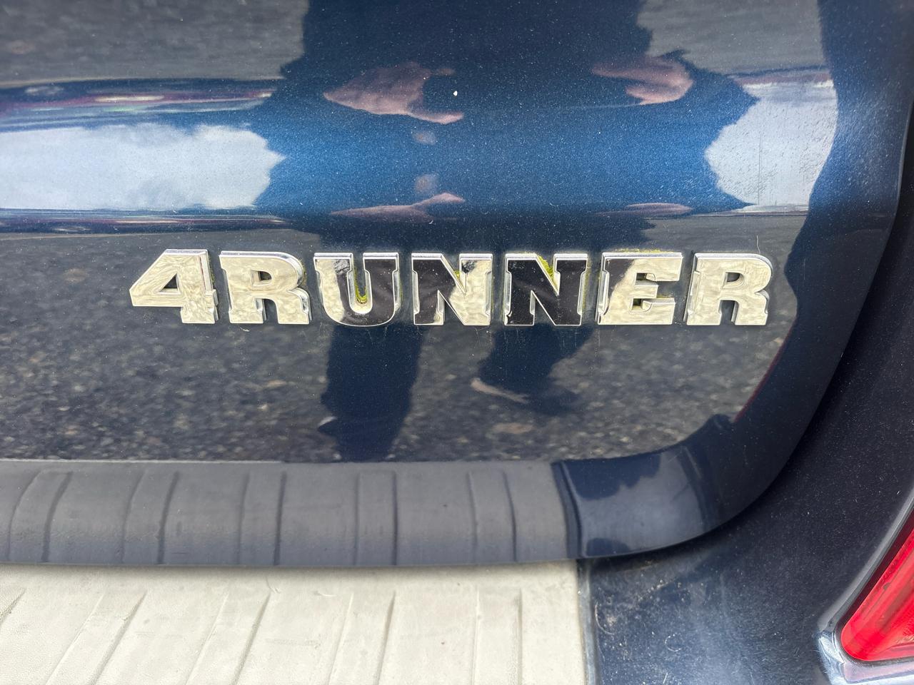 Toyota 4Runner Limited 2WD 2003