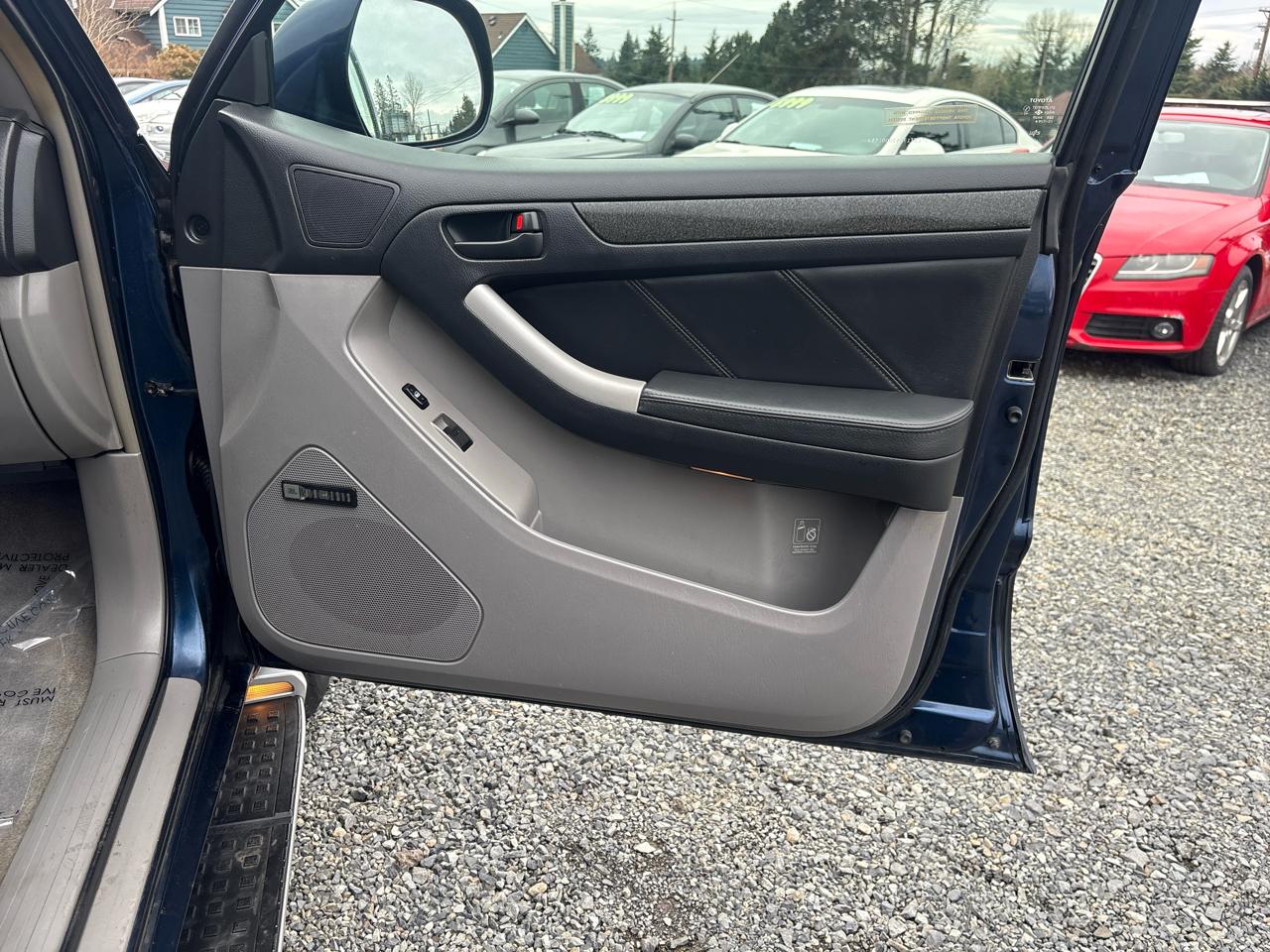 Toyota 4Runner Limited 2WD 2003