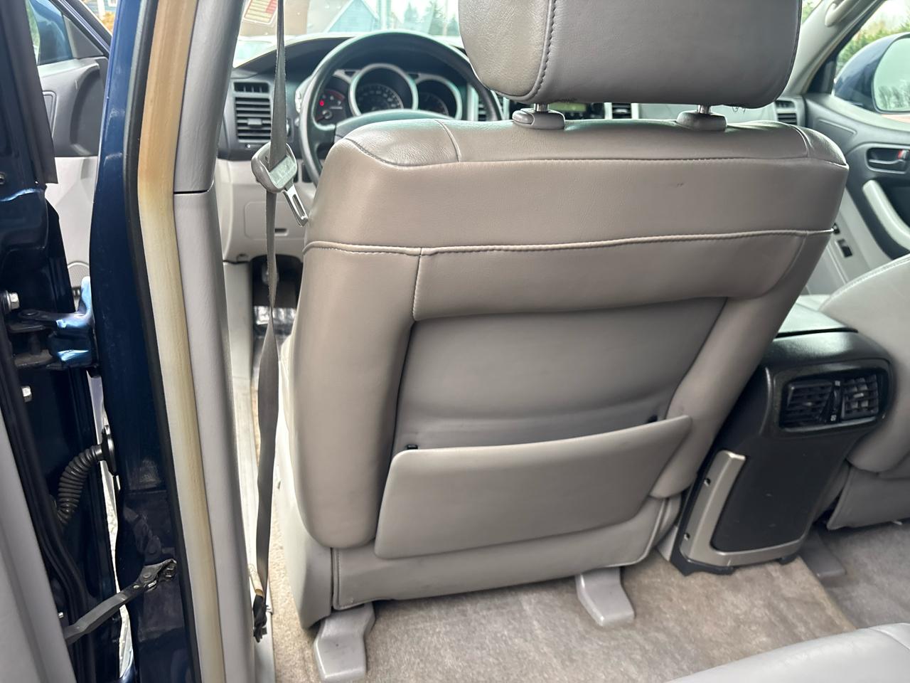 Toyota 4Runner Limited 2WD 2003