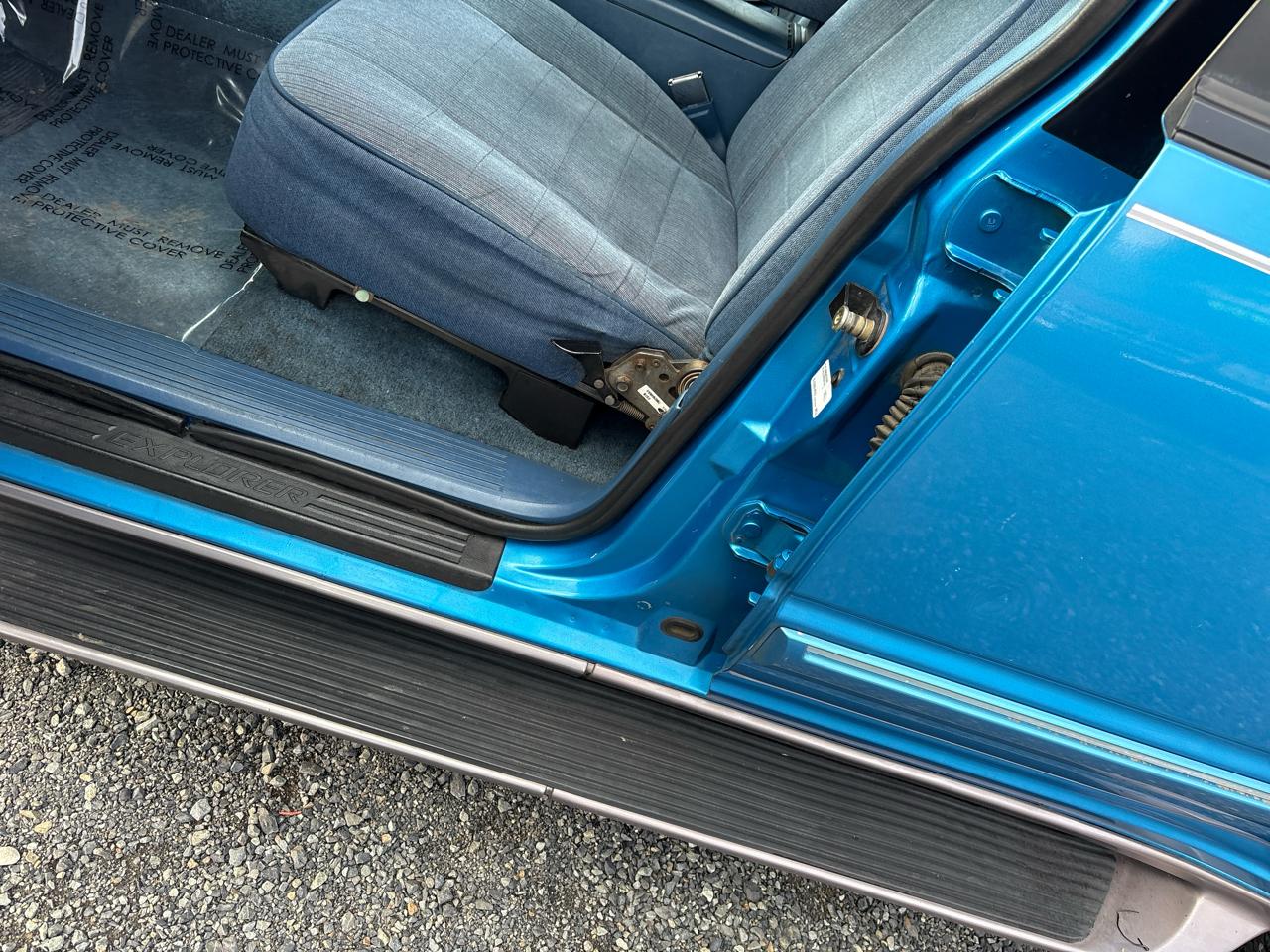 Ford Explorer Limited 4WD 1995