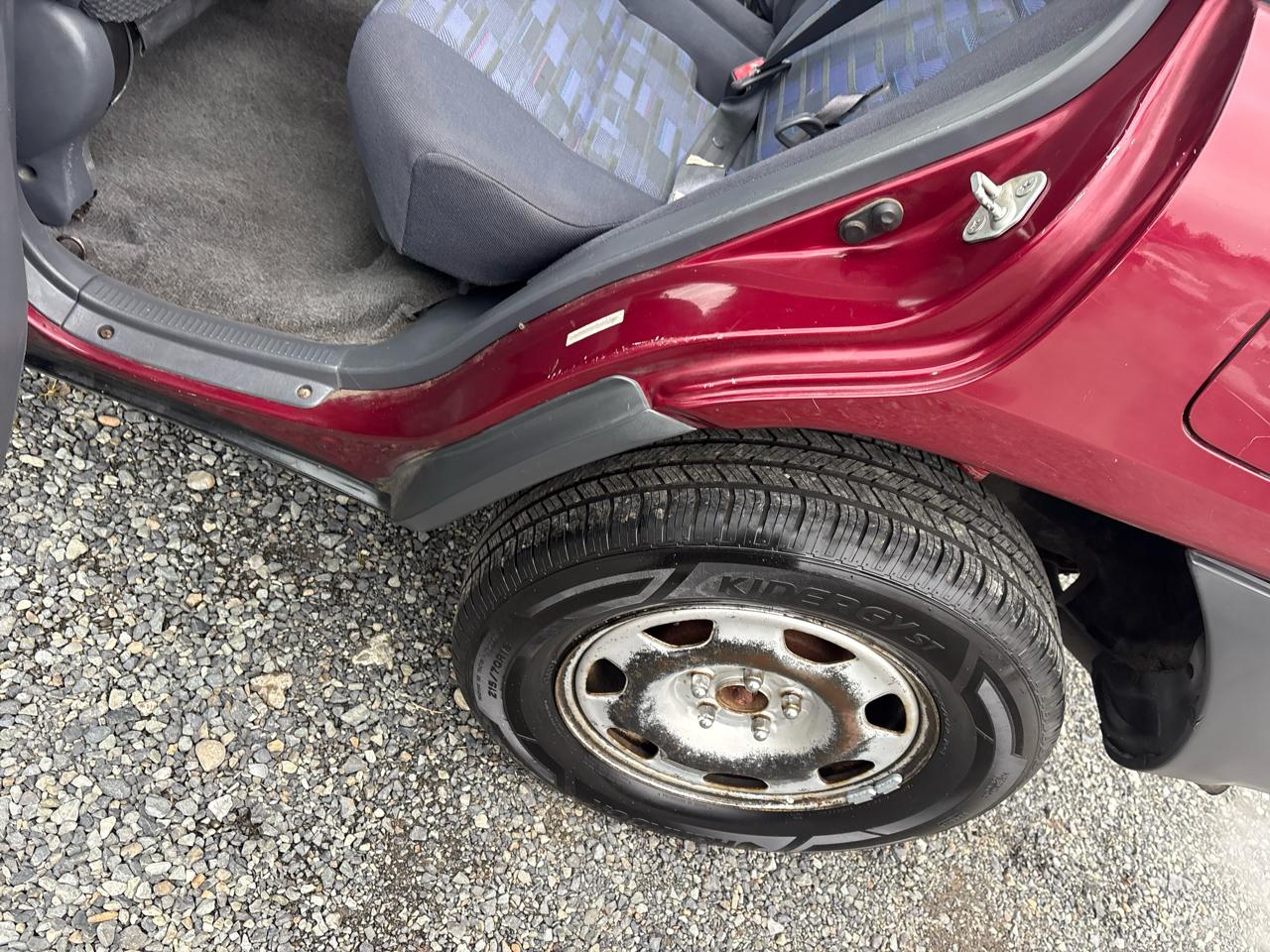 Toyota RAV4 4-Door 4WD 1997