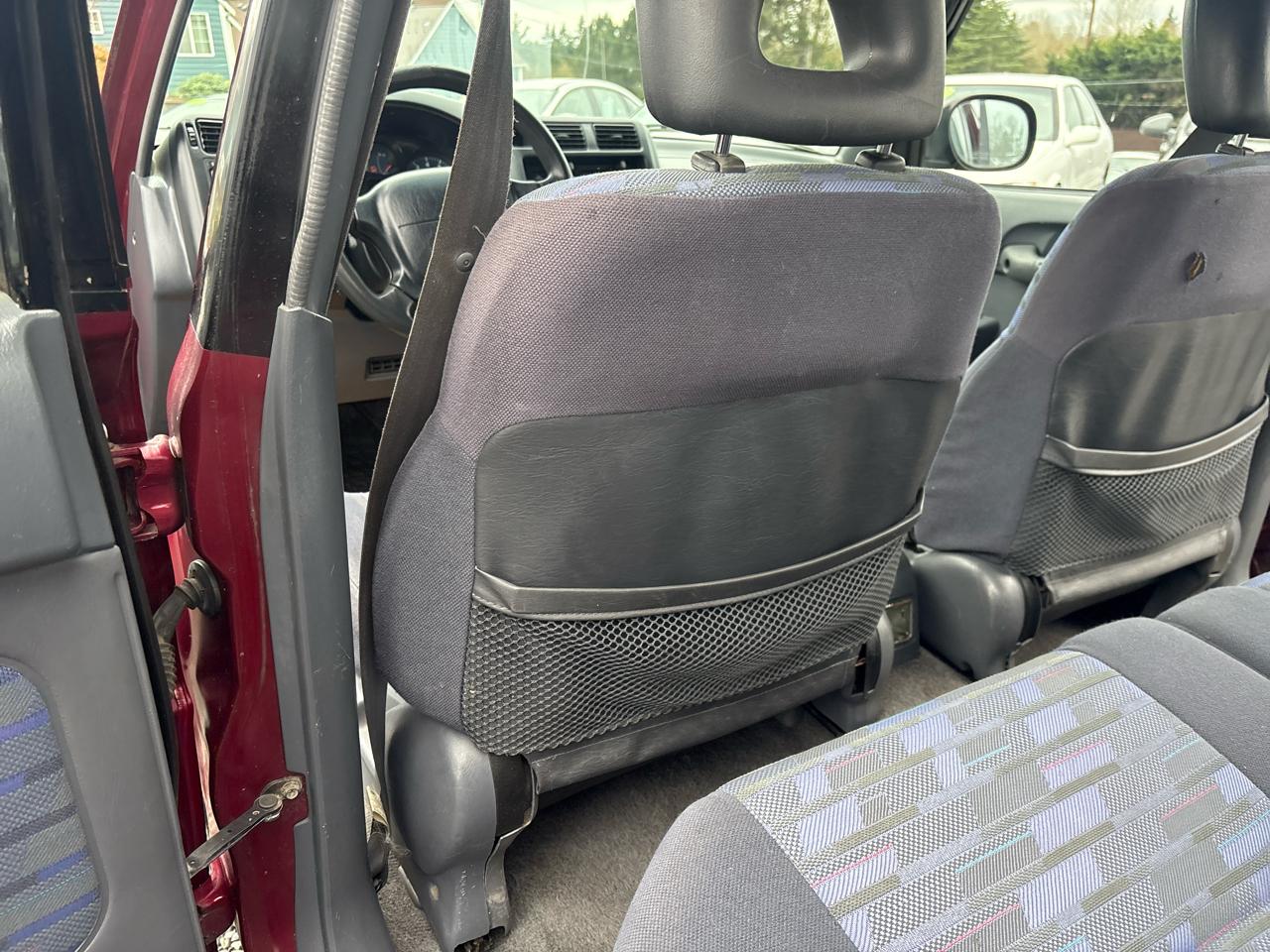 Toyota RAV4 4-Door 4WD 1997