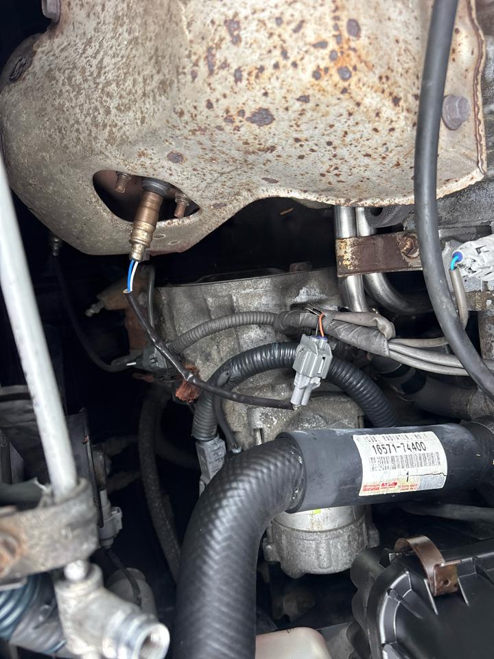 Toyota RAV4 4-Door 4WD 1997