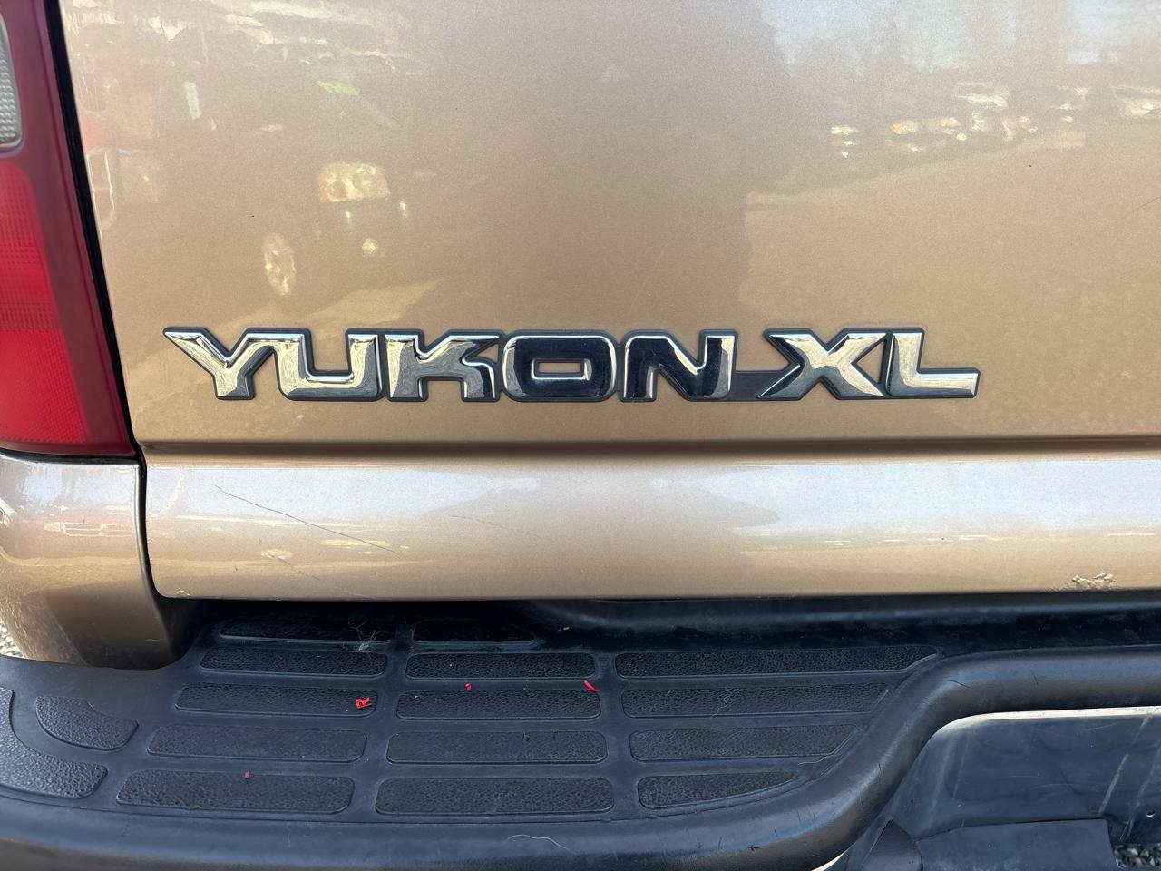 GMC Yukon XL 1500 4WD 2001