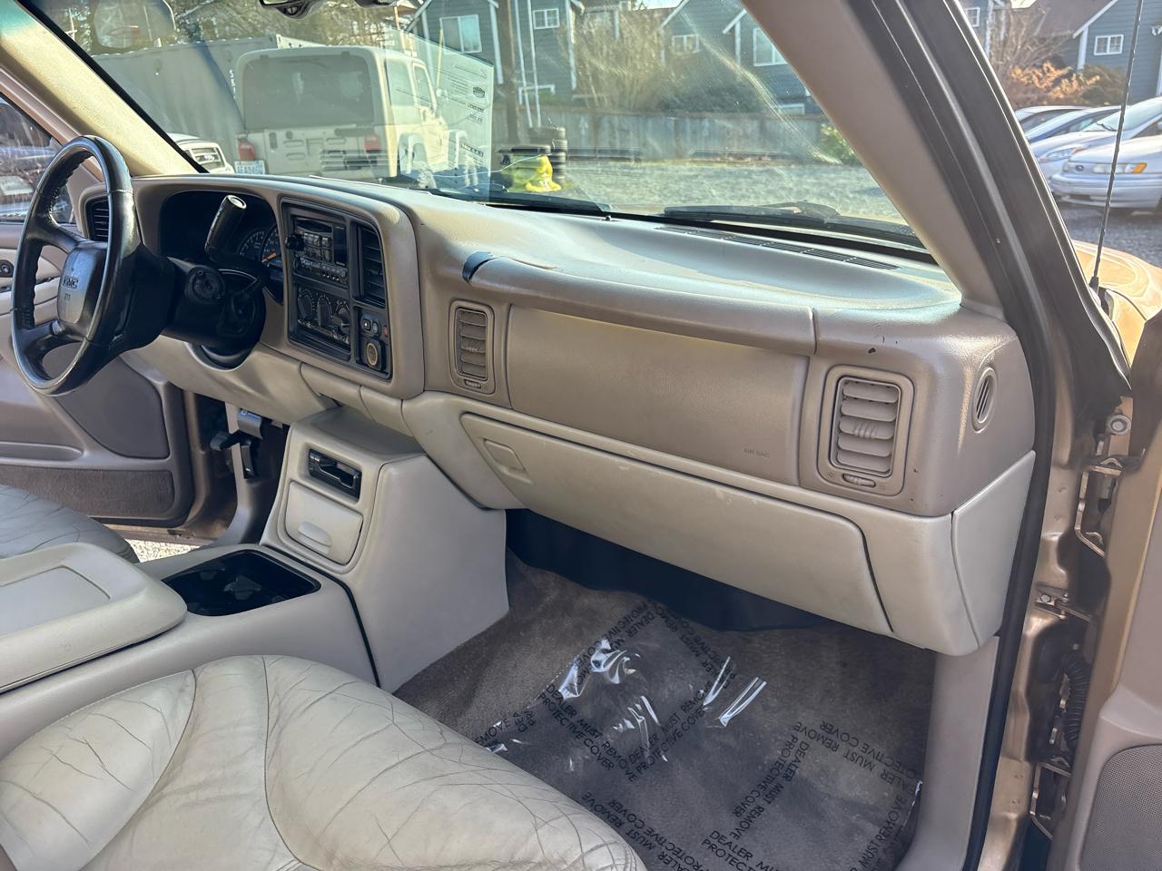 GMC Yukon XL 1500 4WD 2001