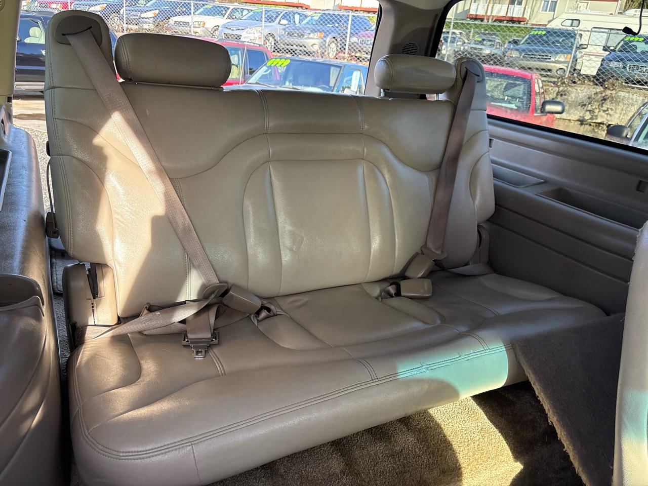 GMC Yukon XL 1500 4WD 2001