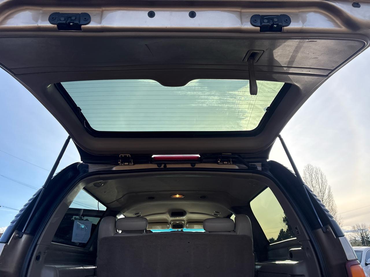 GMC Yukon XL 1500 4WD 2001