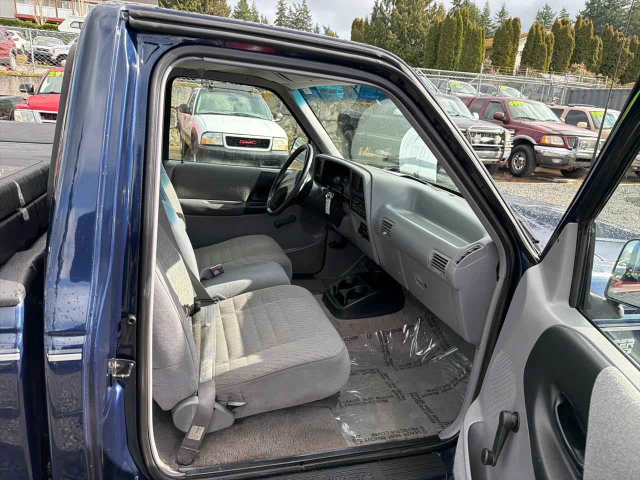 Ford Ranger XL Reg. Cab Short Bed 2WD 1993