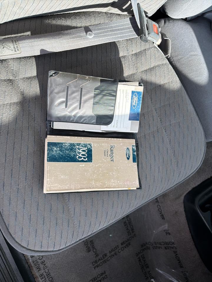 Ford Ranger XL Reg. Cab Short Bed 2WD 1993