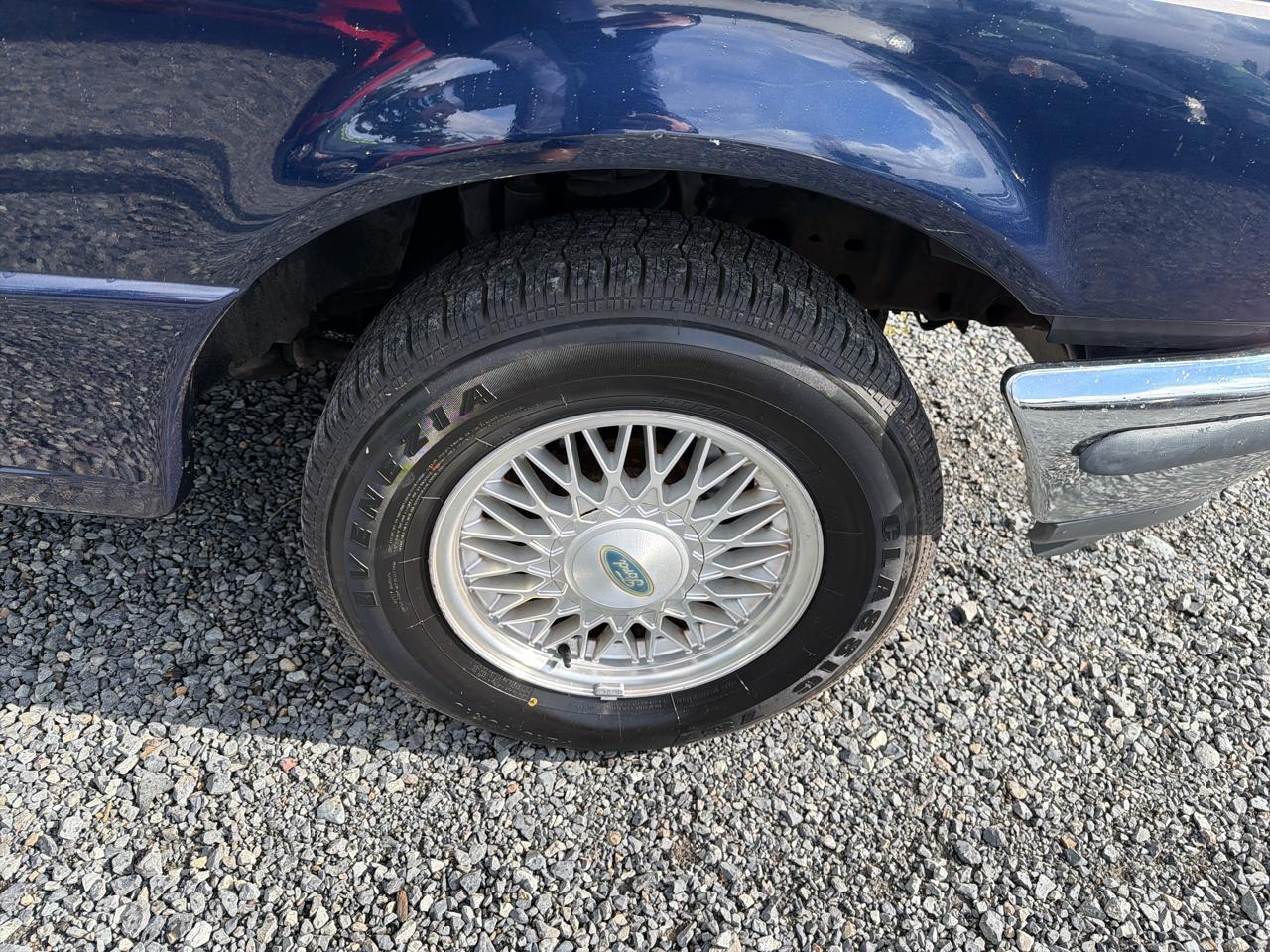 Ford Ranger XL Reg. Cab Short Bed 2WD 1993