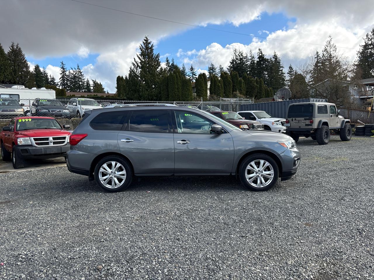 Nissan Pathfinder Platinum 4WD 2018