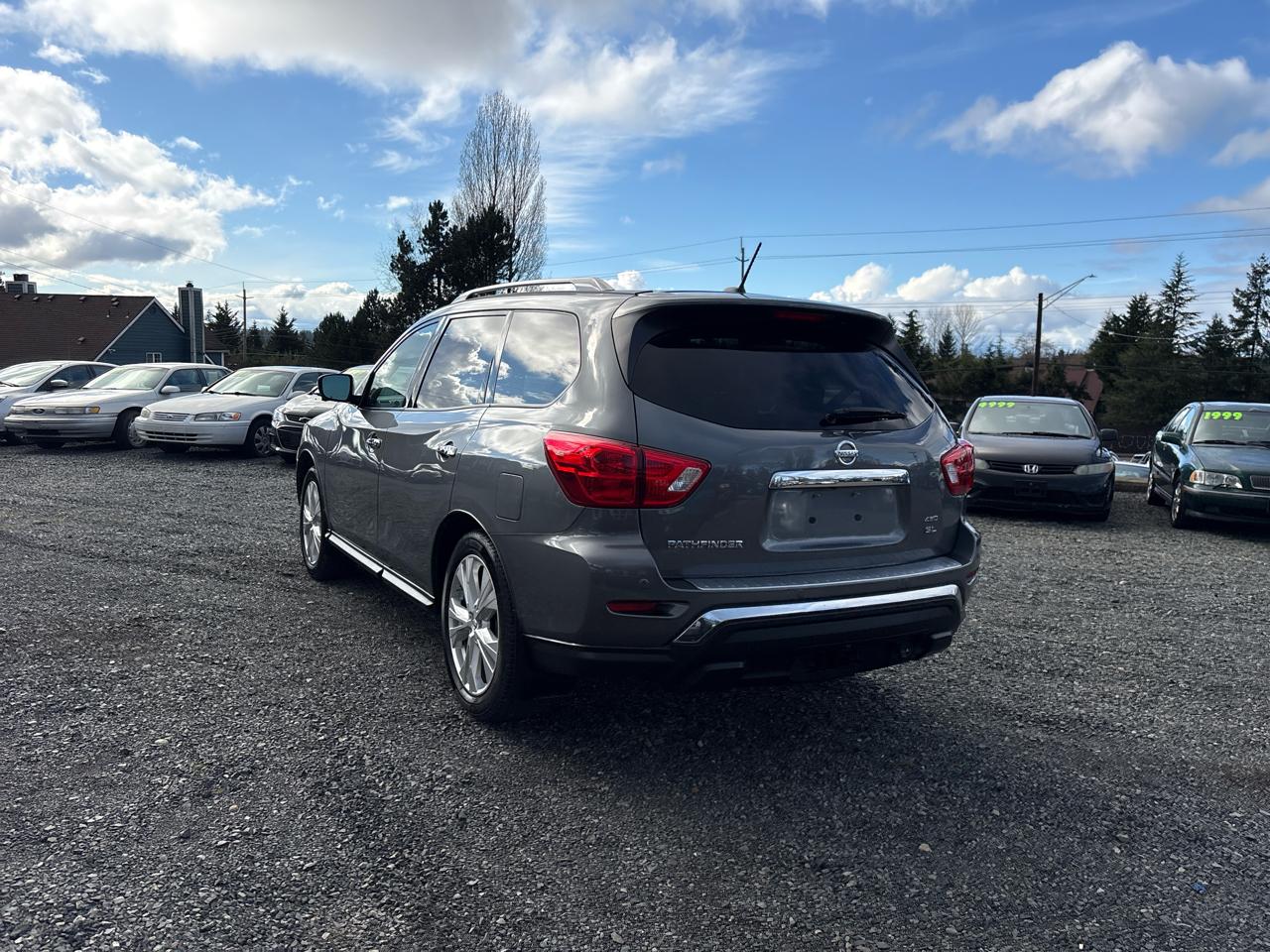 Nissan Pathfinder Platinum 4WD 2018