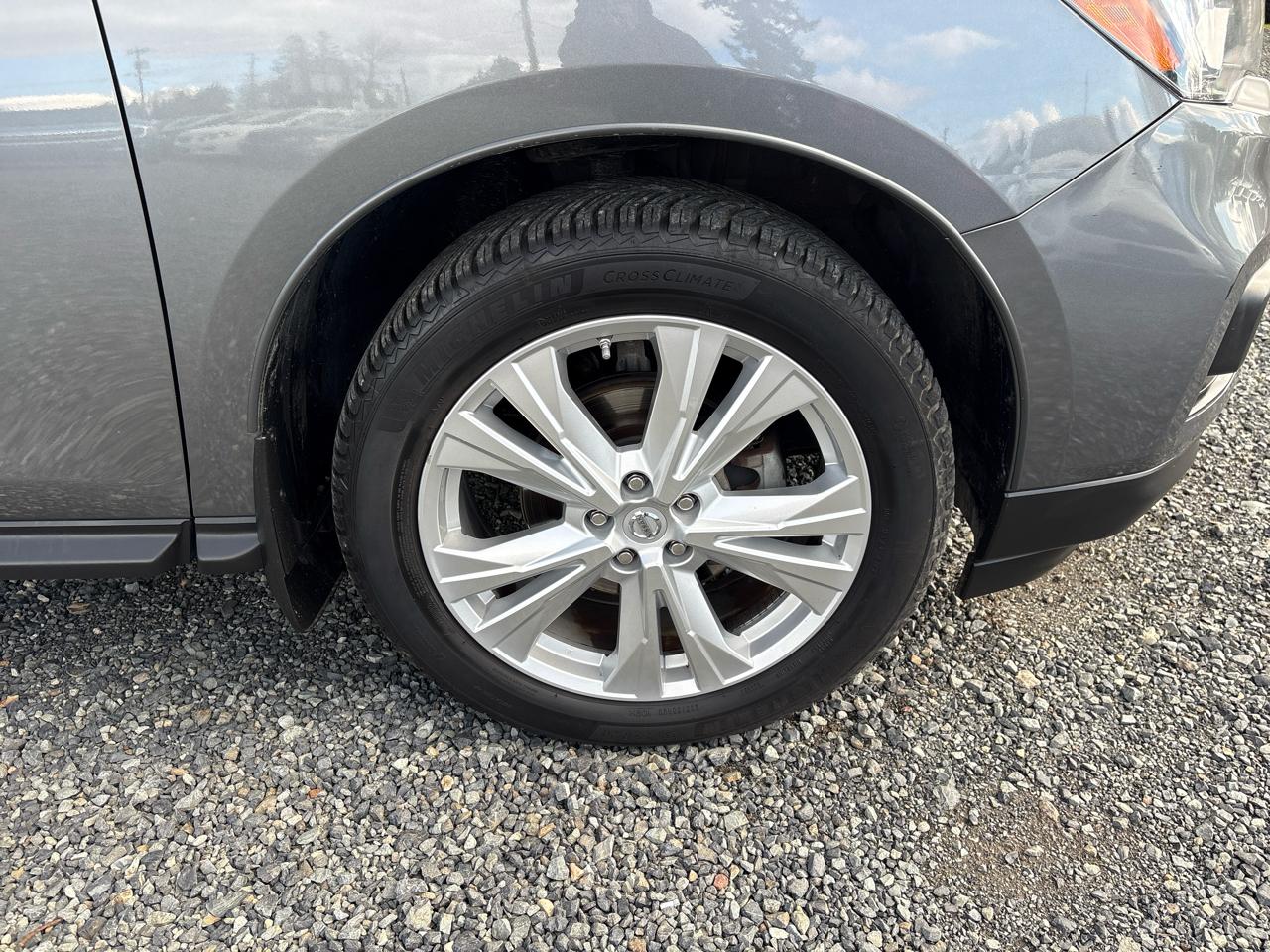 Nissan Pathfinder Platinum 4WD 2018