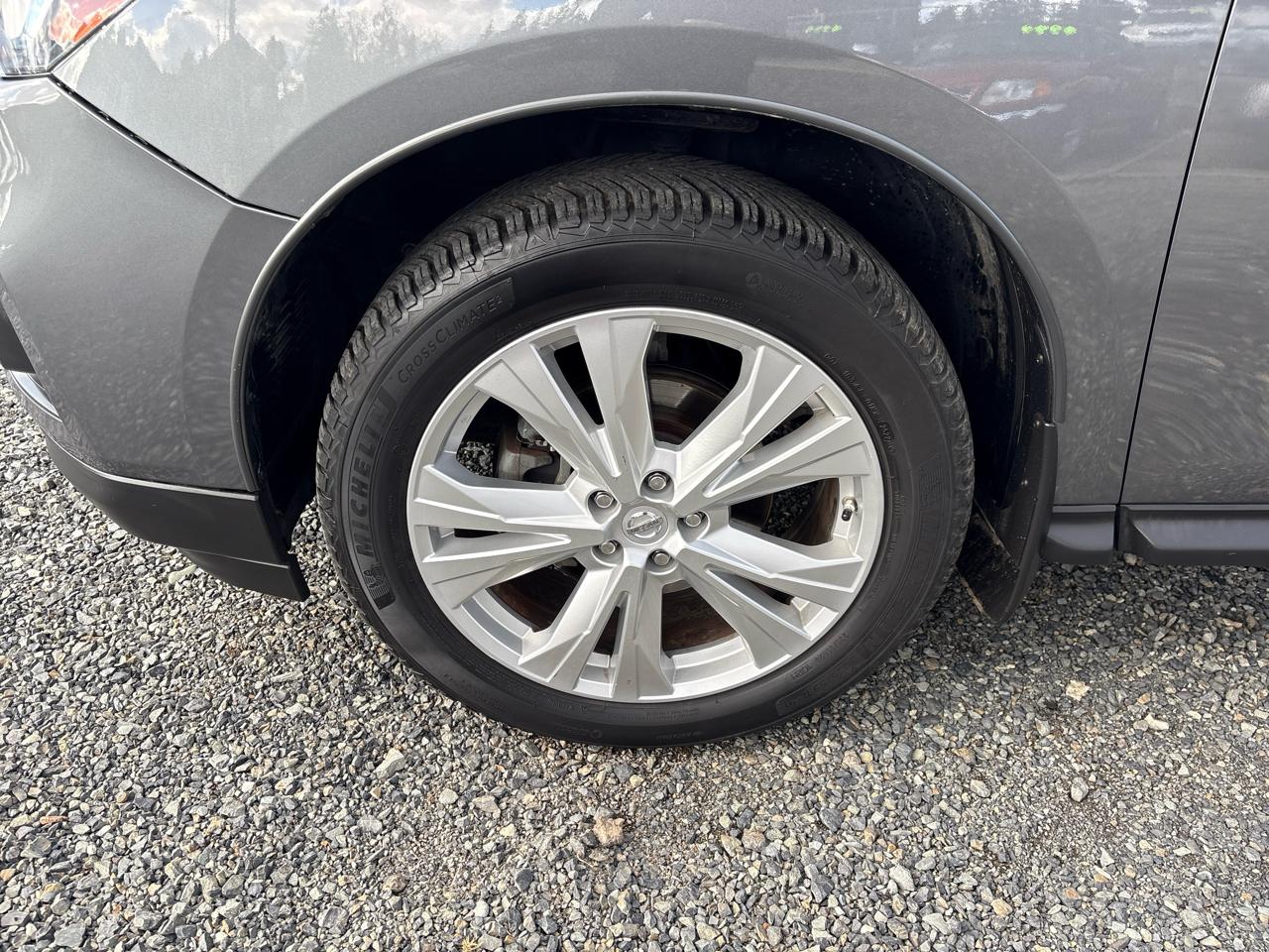 Nissan Pathfinder Platinum 4WD 2018