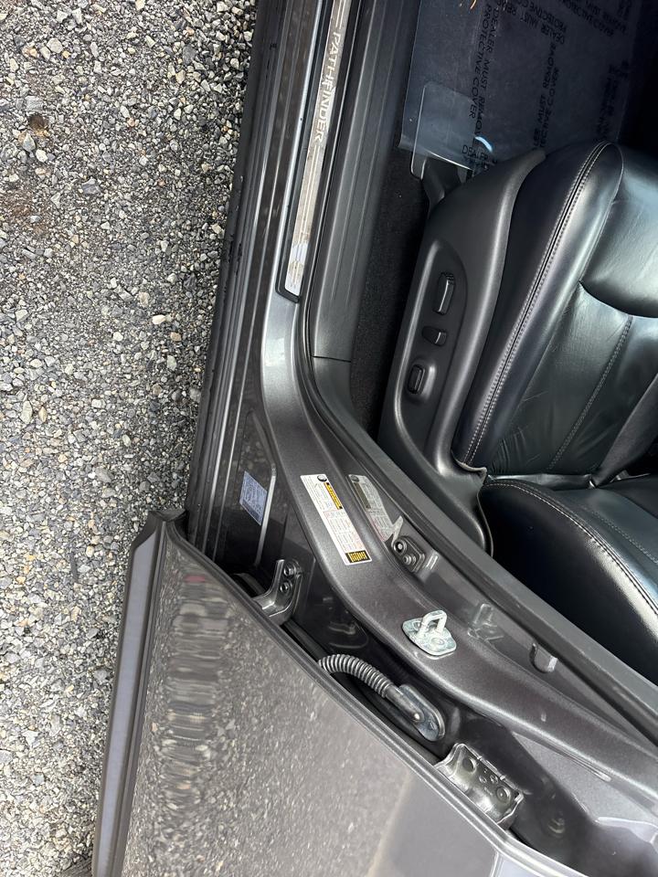 Nissan Pathfinder Platinum 4WD 2018