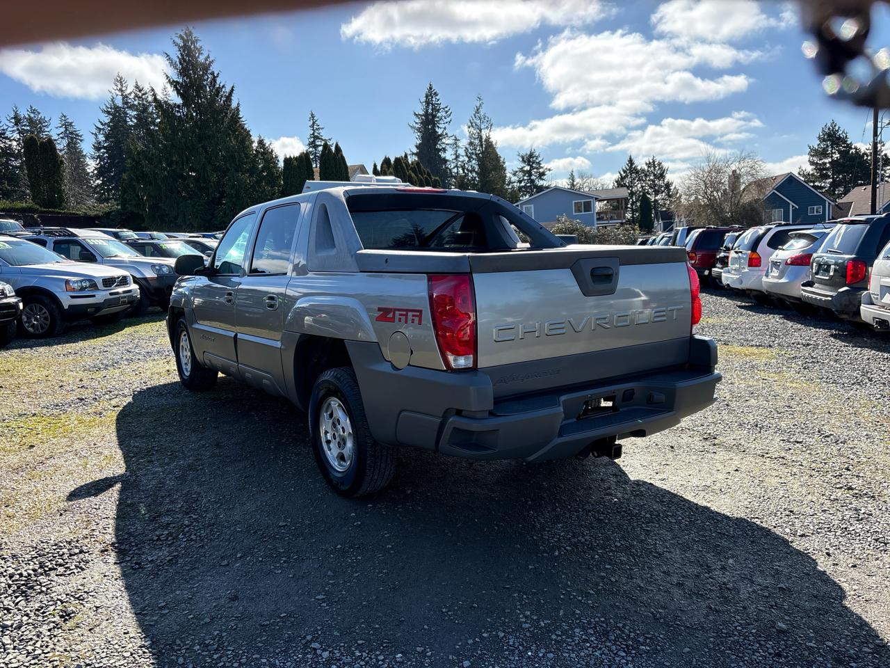 Chevrolet Avalanche 1500 2WD 2002