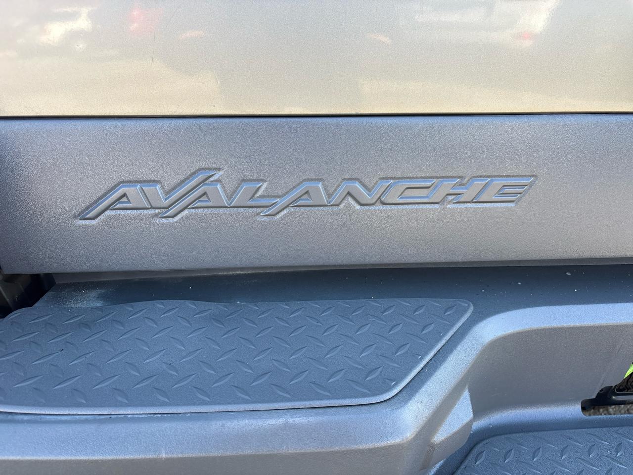 Chevrolet Avalanche 1500 2WD 2002