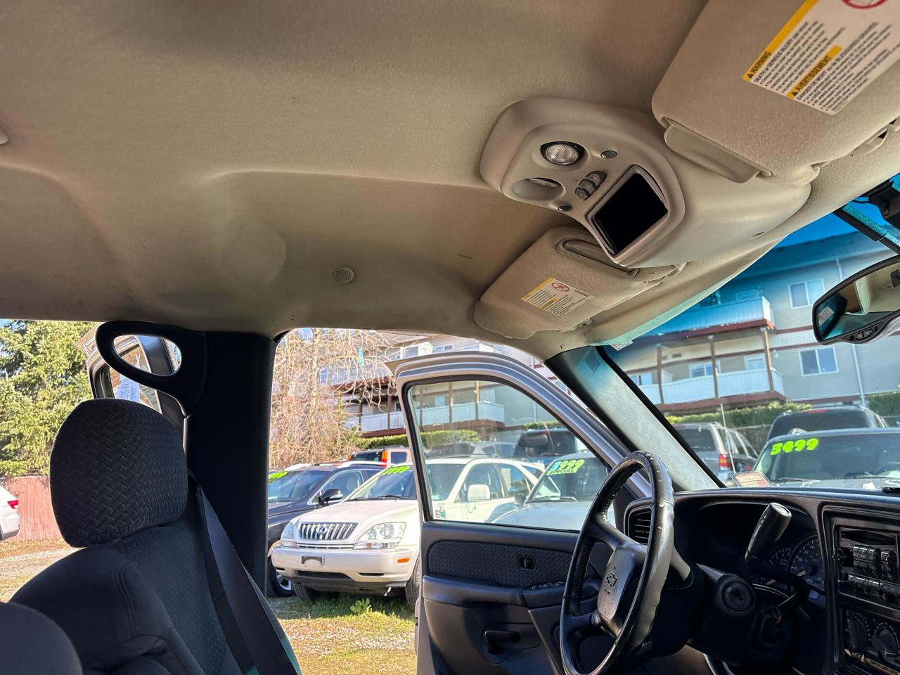 Chevrolet Avalanche 1500 2WD 2002