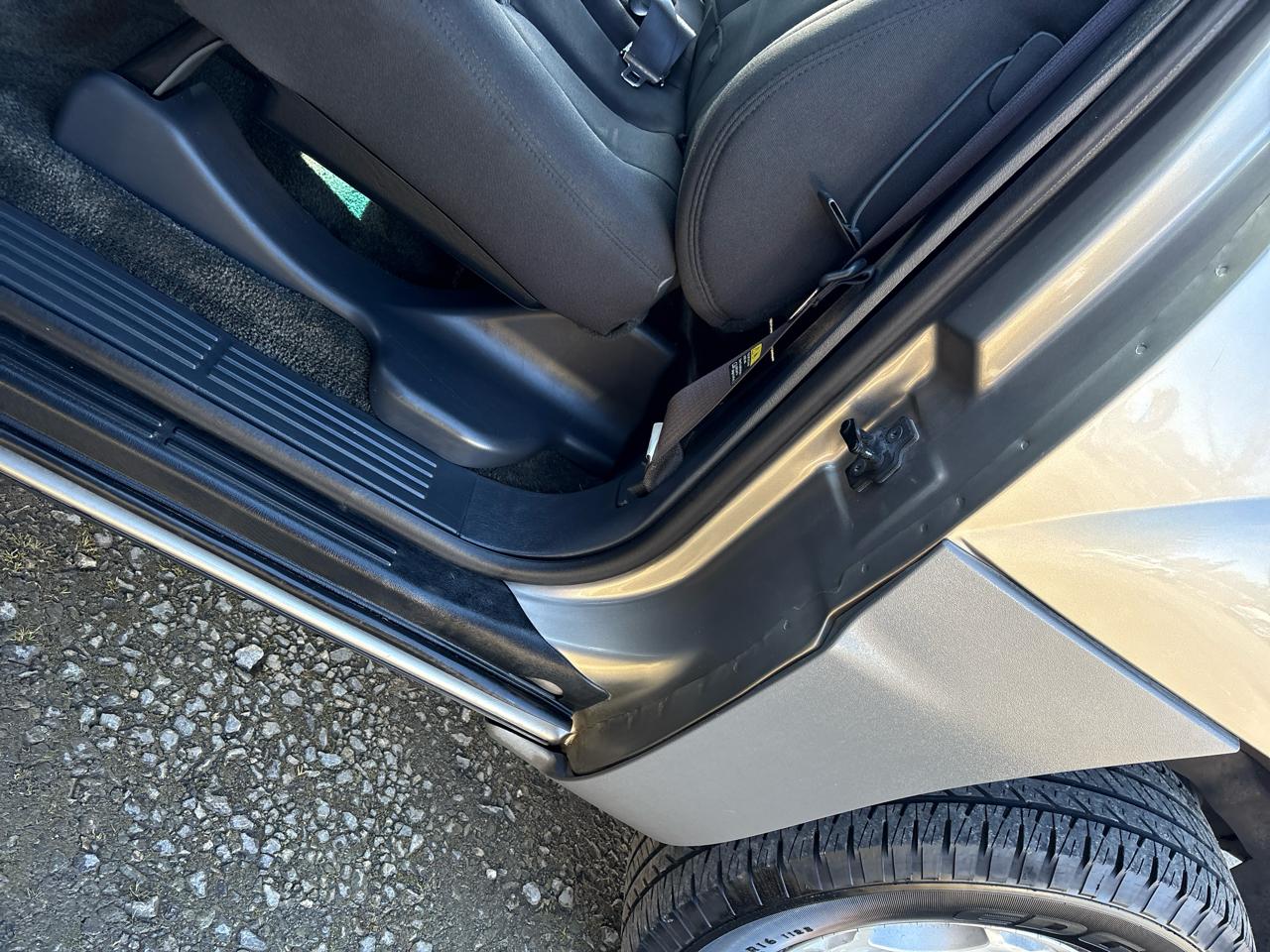 Chevrolet Avalanche 1500 2WD 2002