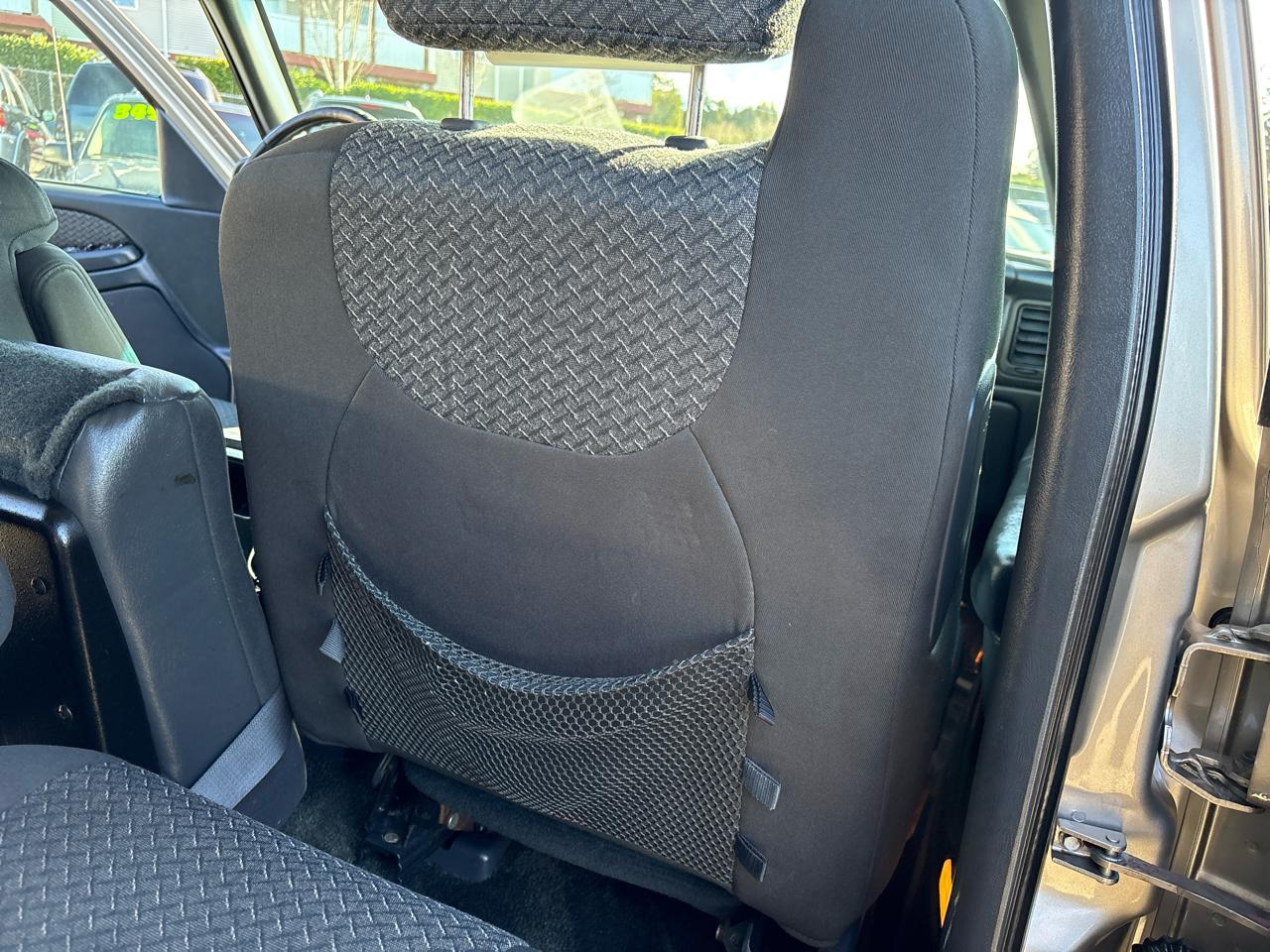 Chevrolet Avalanche 1500 2WD 2002