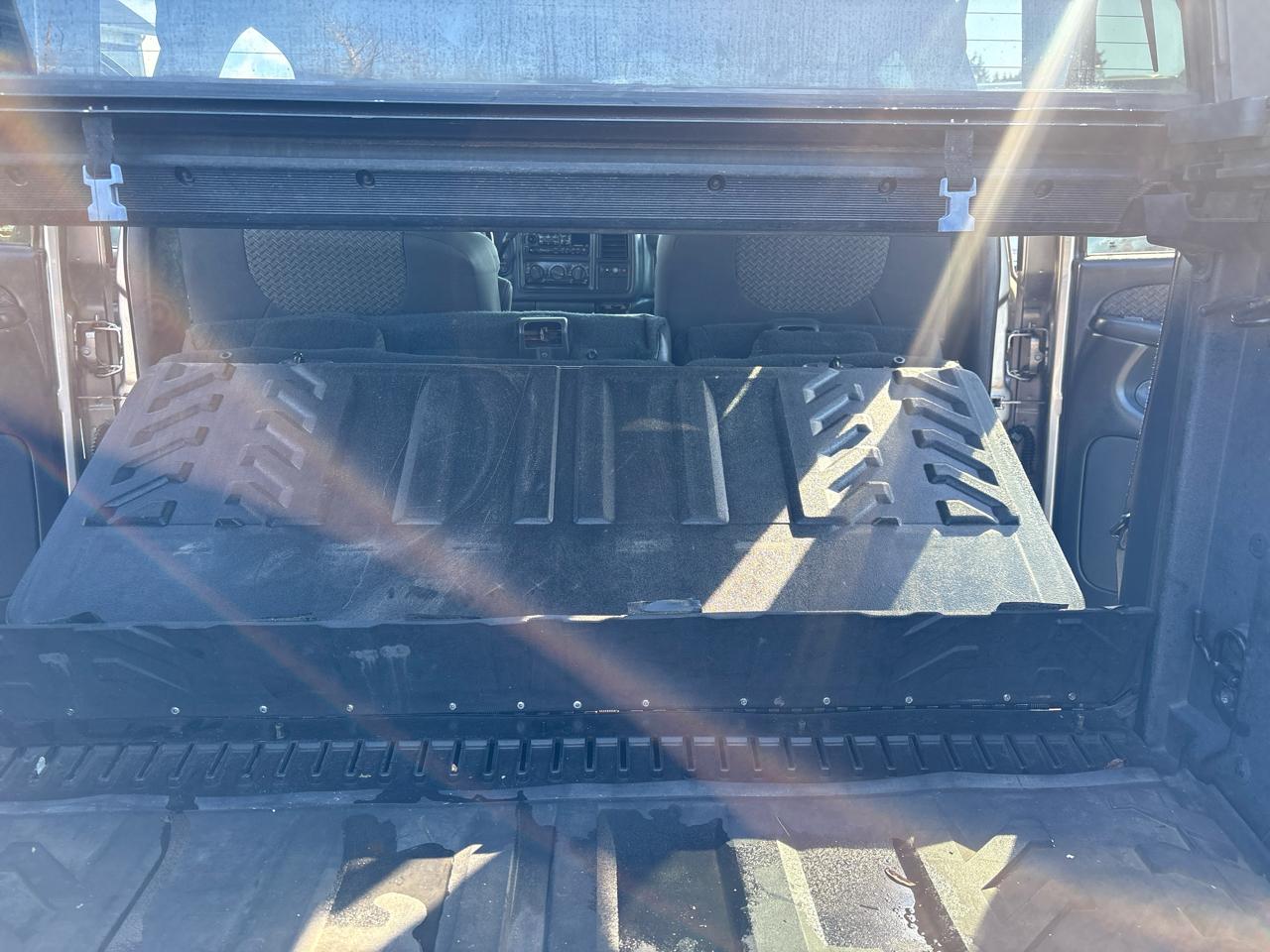 Chevrolet Avalanche 1500 2WD 2002