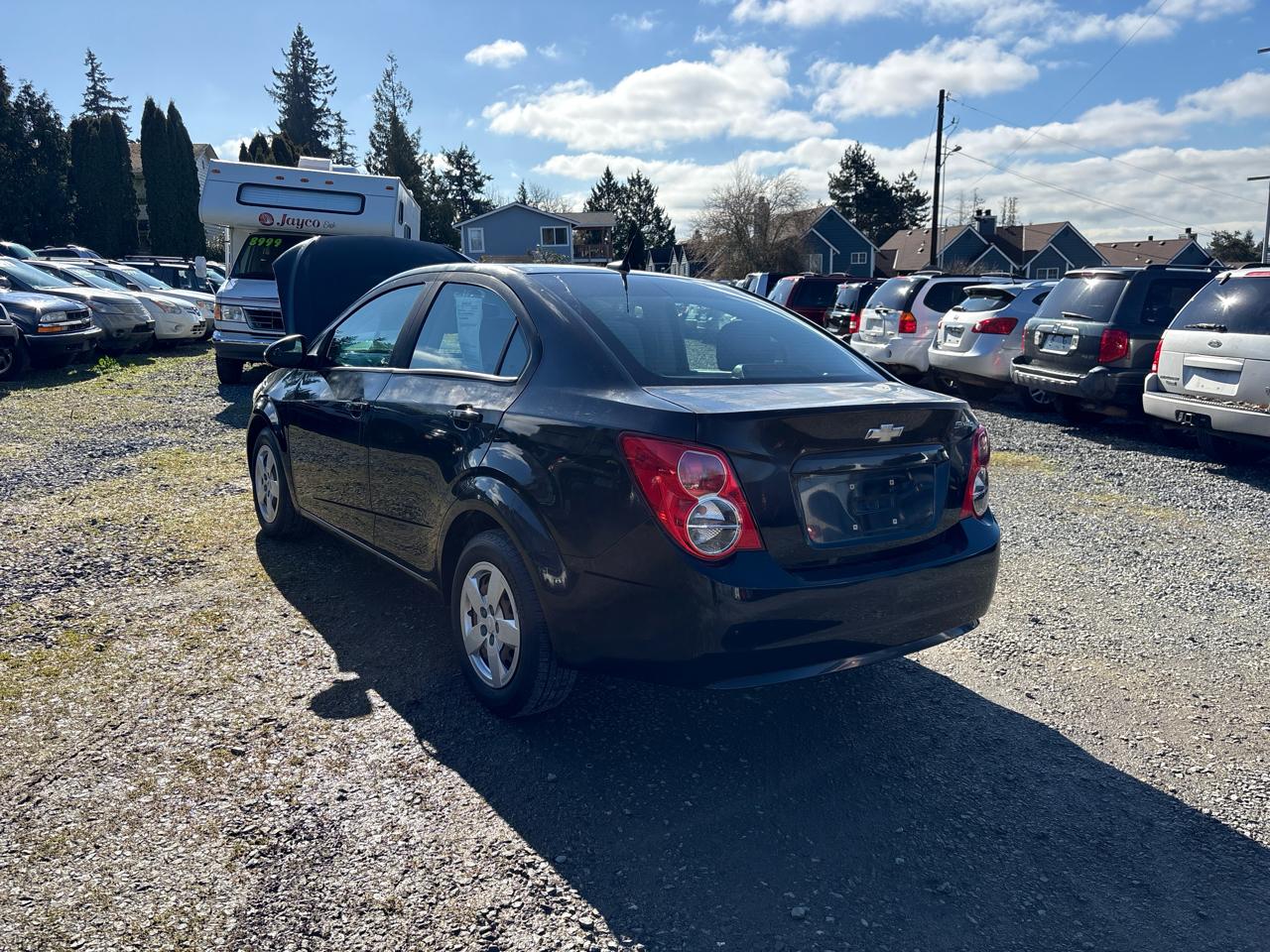 Chevrolet Sonic LS Auto Sedan 2014