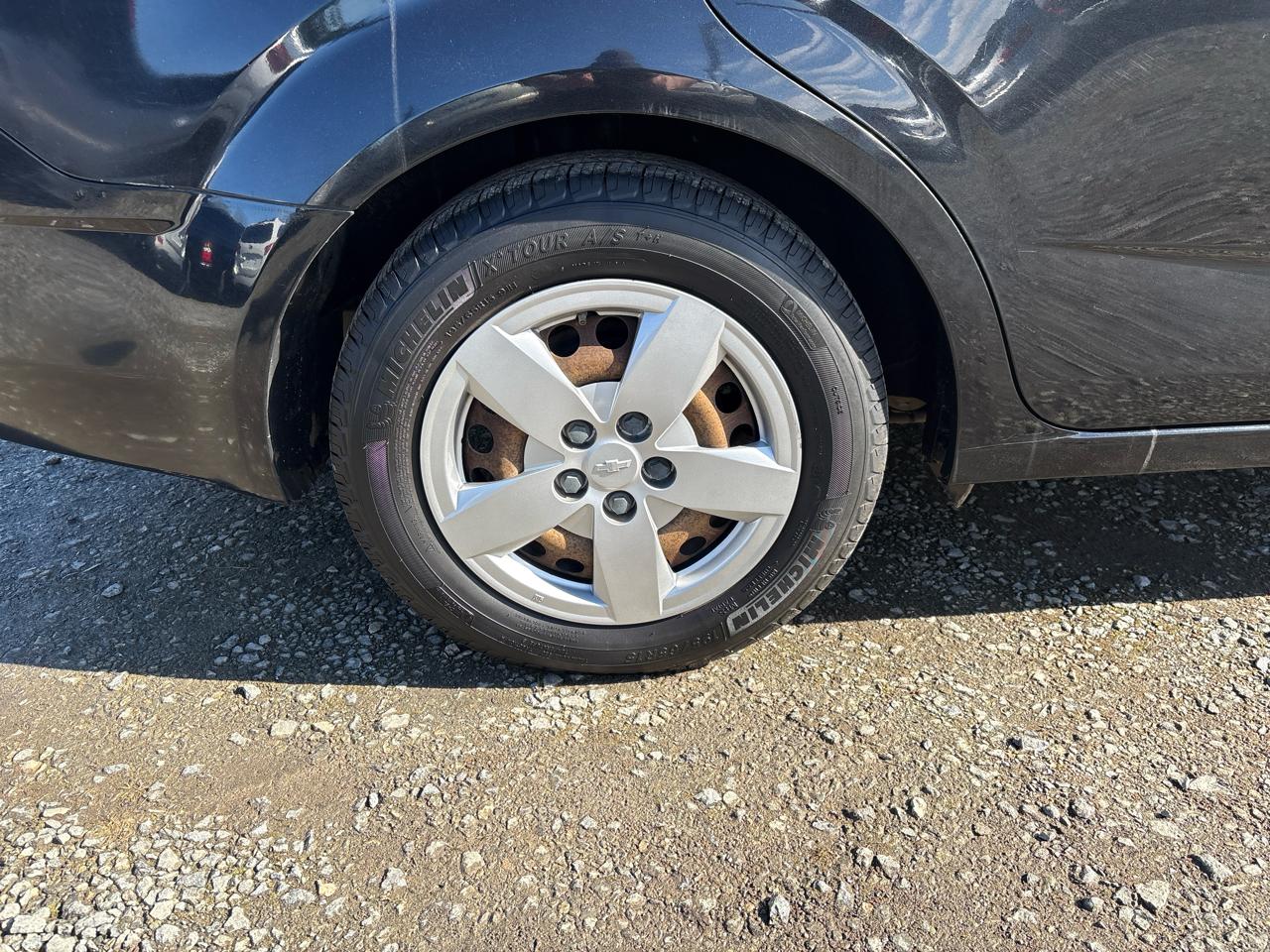 Chevrolet Sonic LS Auto Sedan 2014