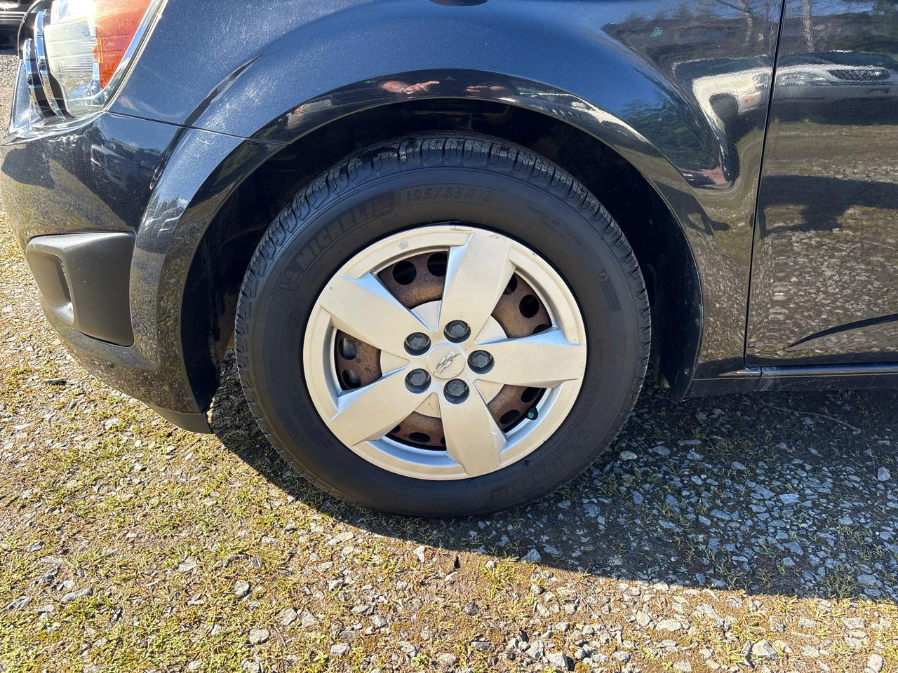 Chevrolet Sonic LS Auto Sedan 2014