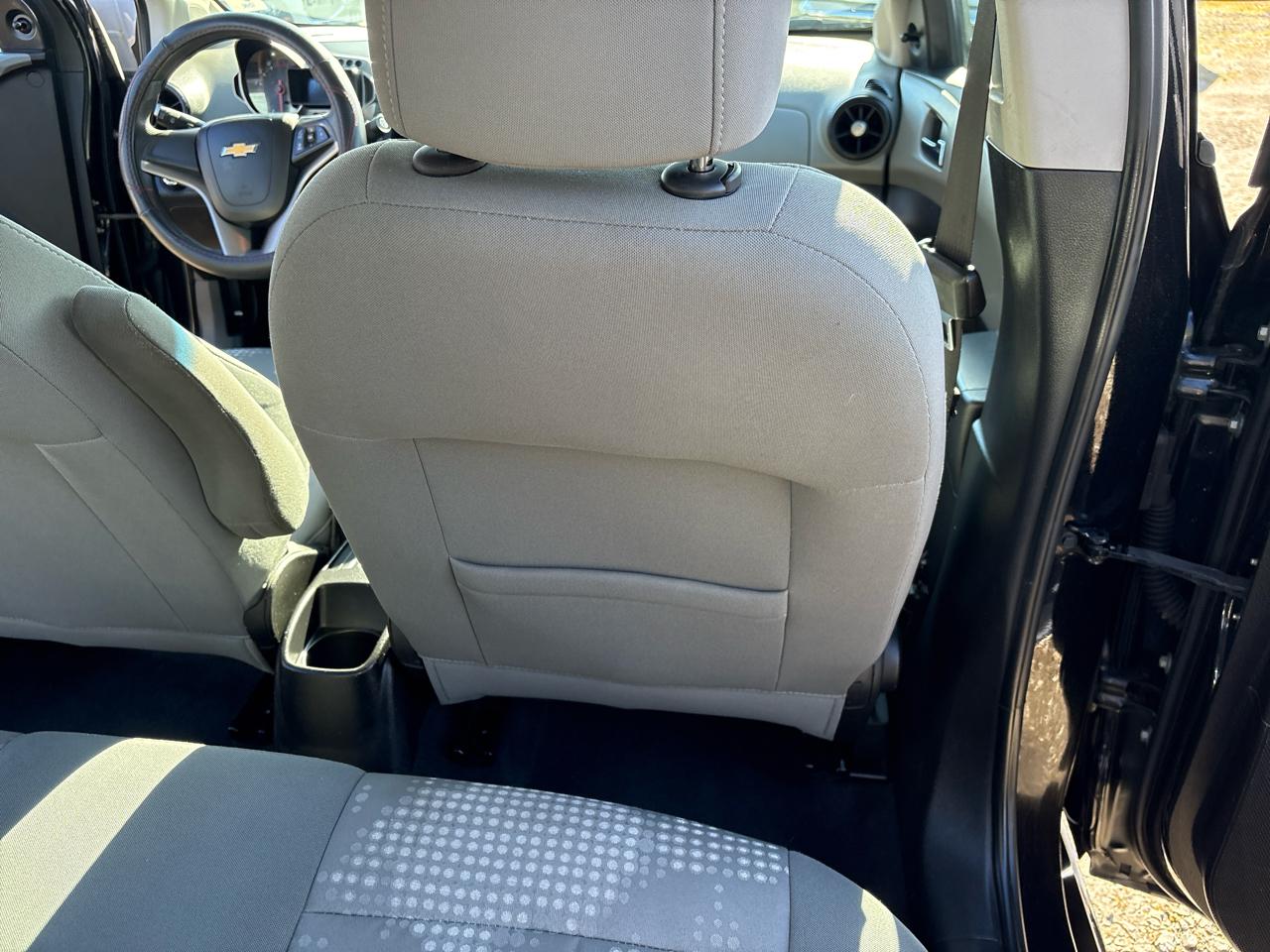 Chevrolet Sonic LS Auto Sedan 2014