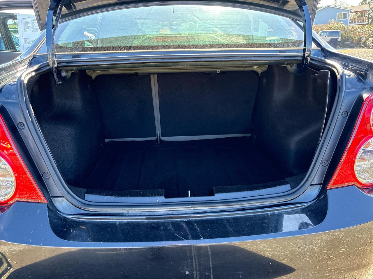 Chevrolet Sonic LS Auto Sedan 2014