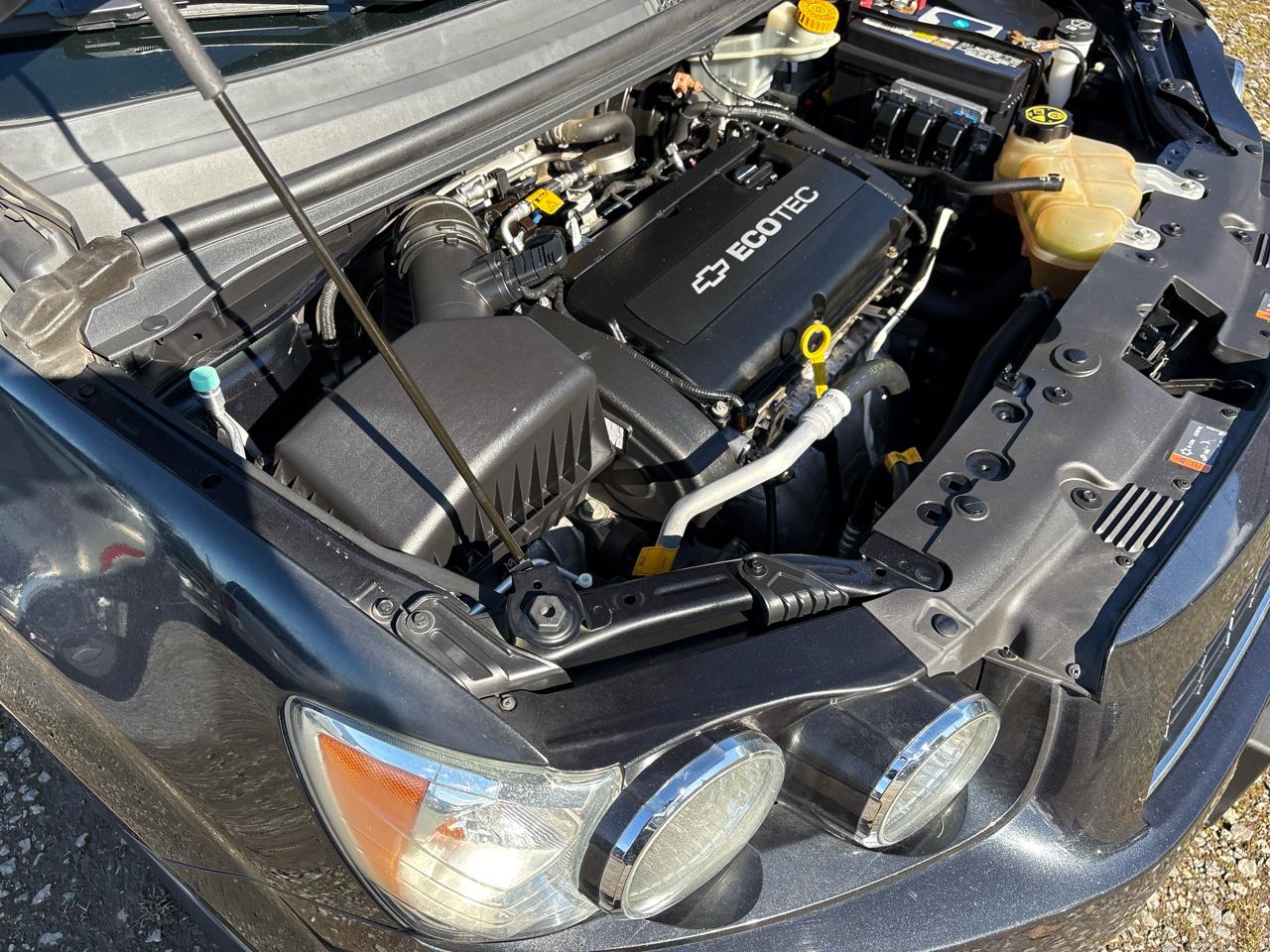 Chevrolet Sonic LS Auto Sedan 2014