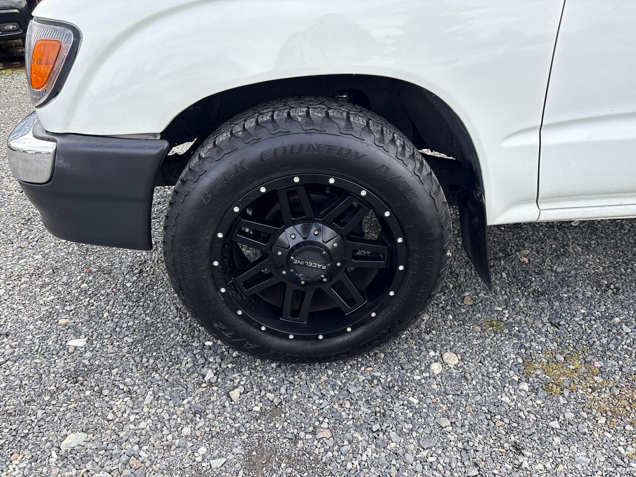 Toyota Tacoma Regular Cab 2WD 1998